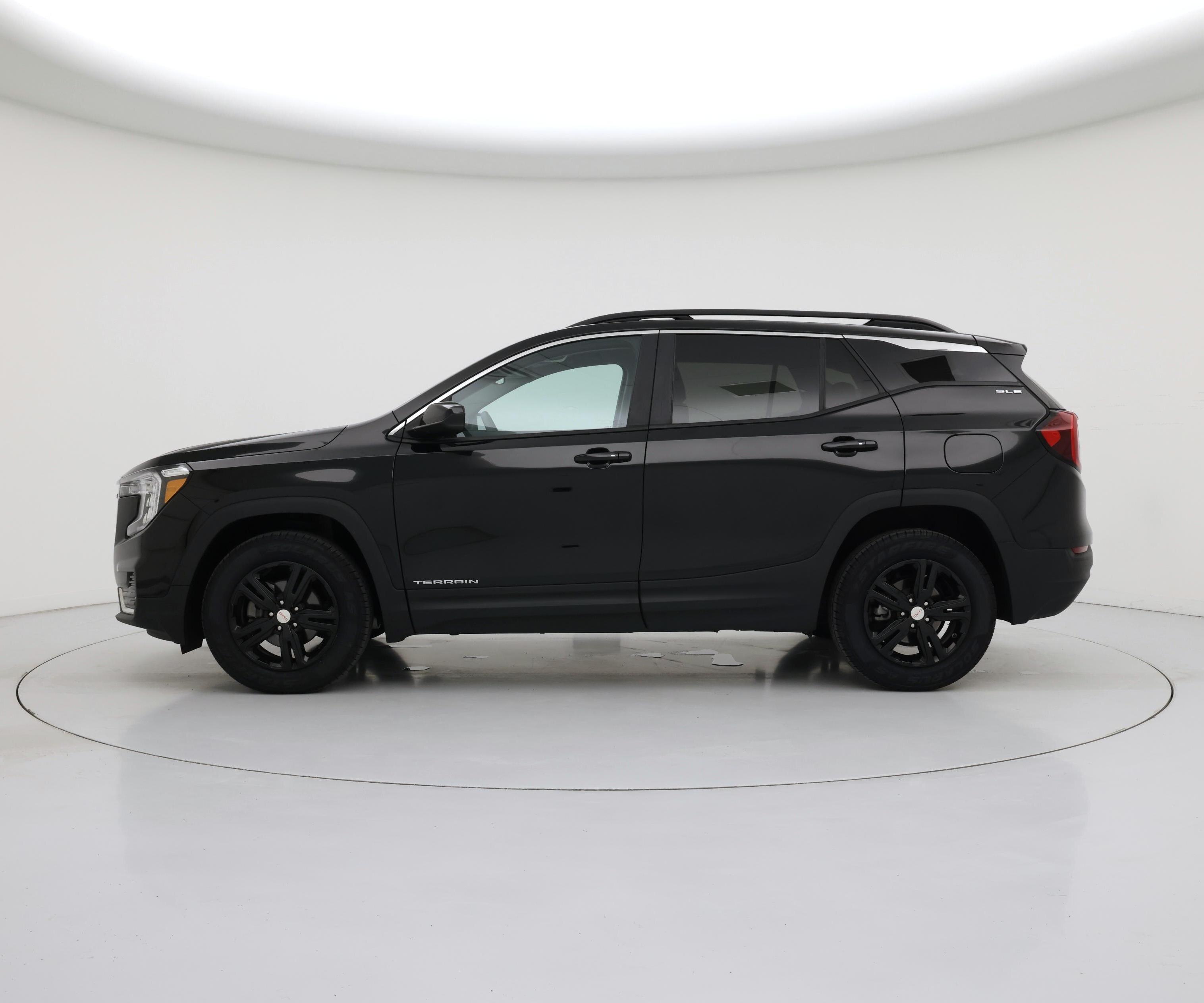 Thumbnail: 2023 GMC Terrain - 3