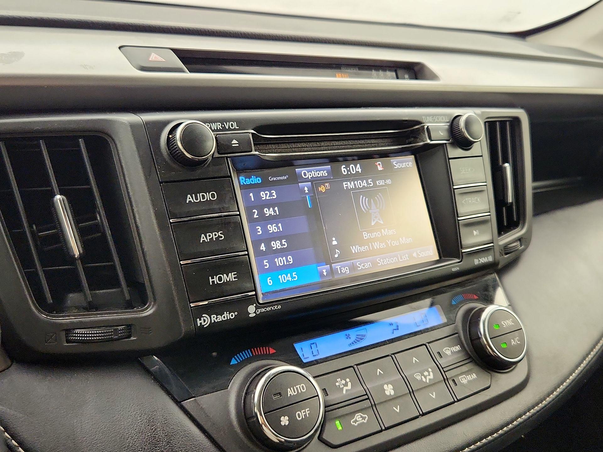 Thumbnail: 2017 Toyota RAV4 - 15