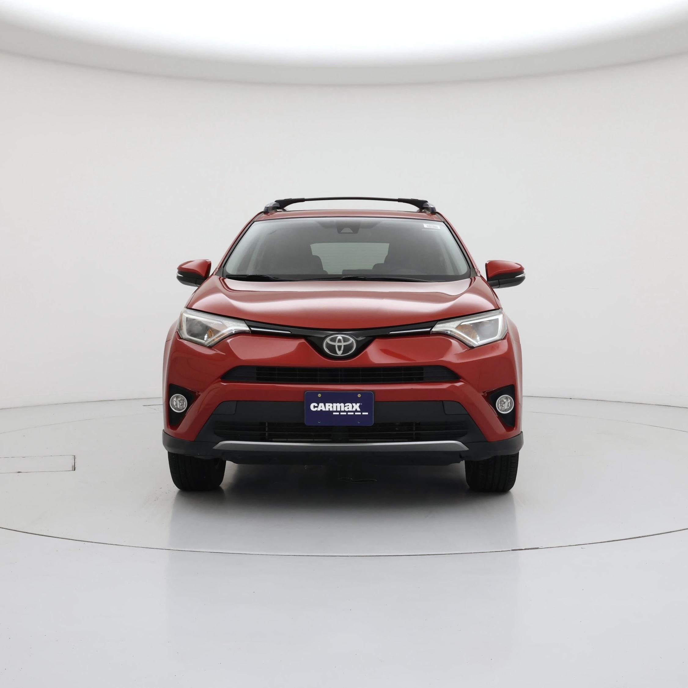 Thumbnail: 2017 Toyota RAV4 - 5
