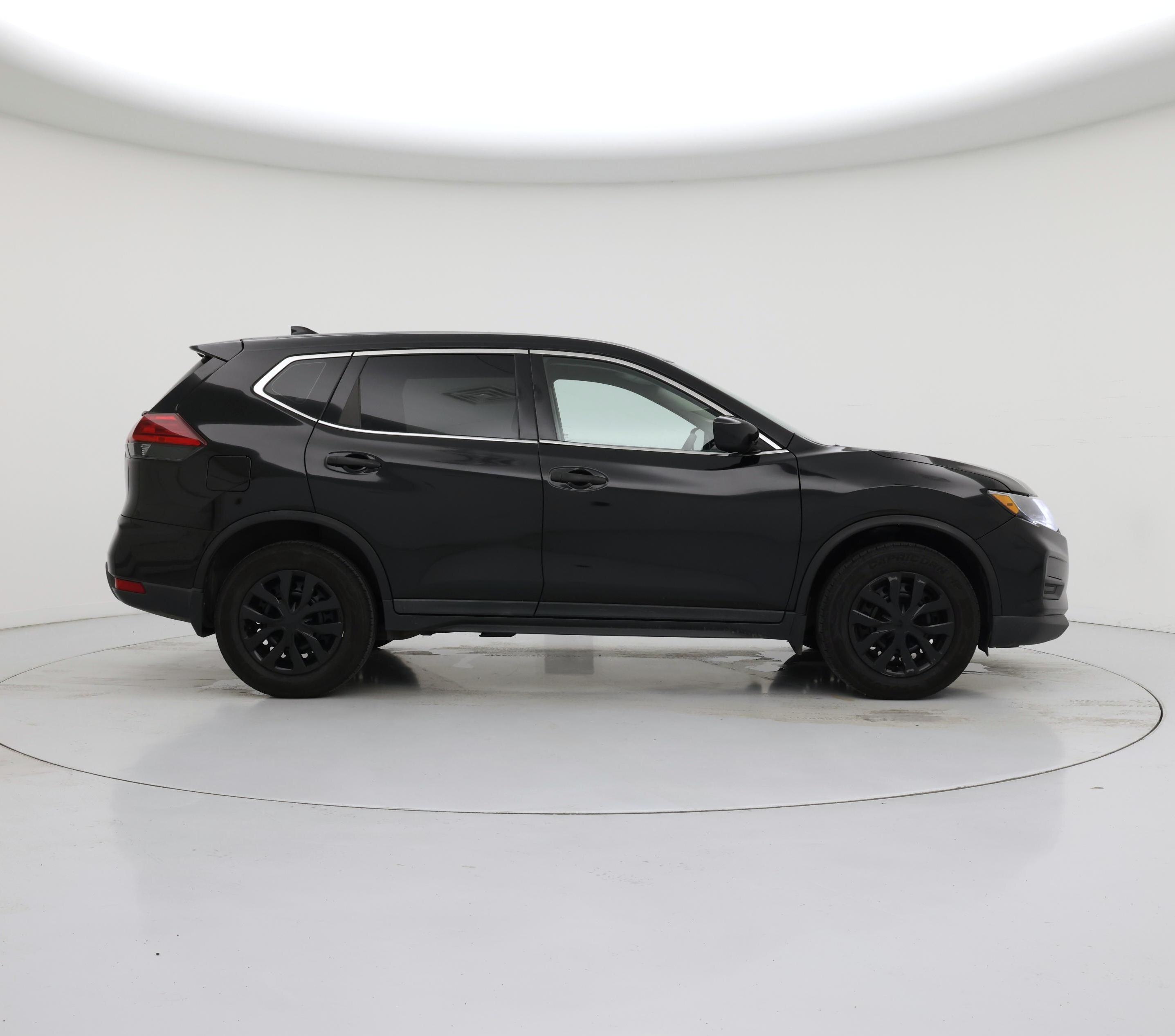 Thumbnail: 2017 Nissan Rogue - 7