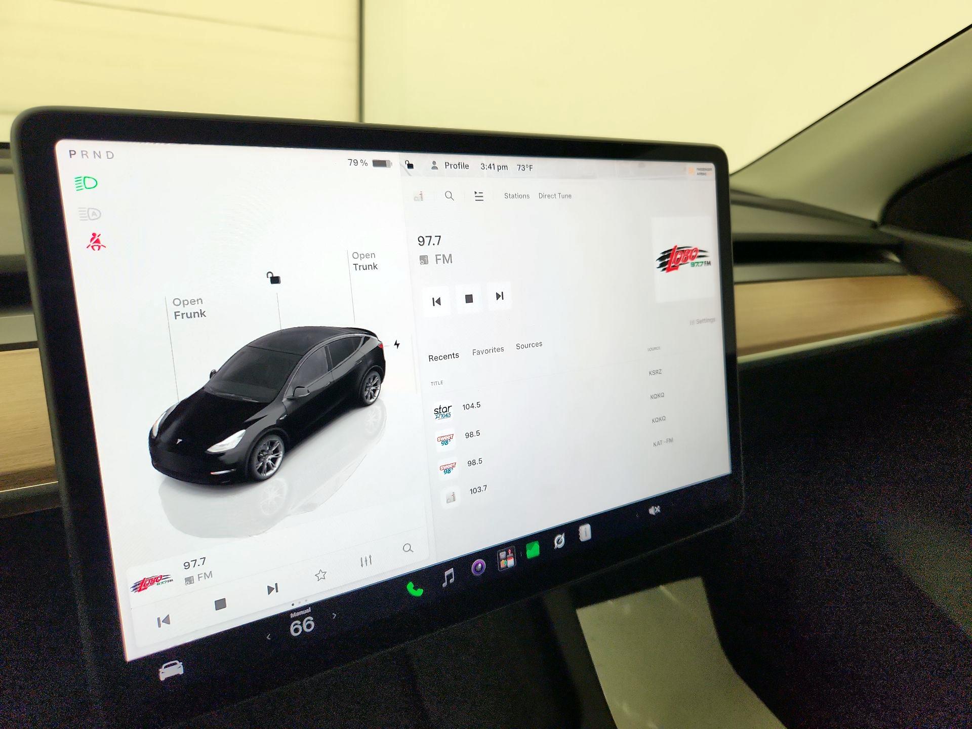 Thumbnail: 2022 Tesla Model Y - 15