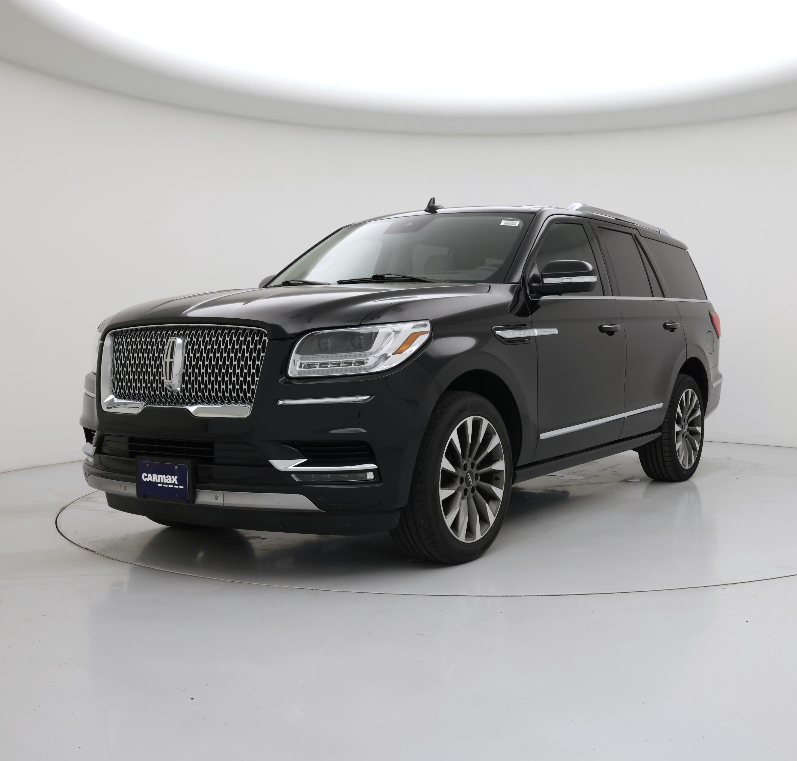 Thumbnail: 2021 Lincoln Navigator - 4