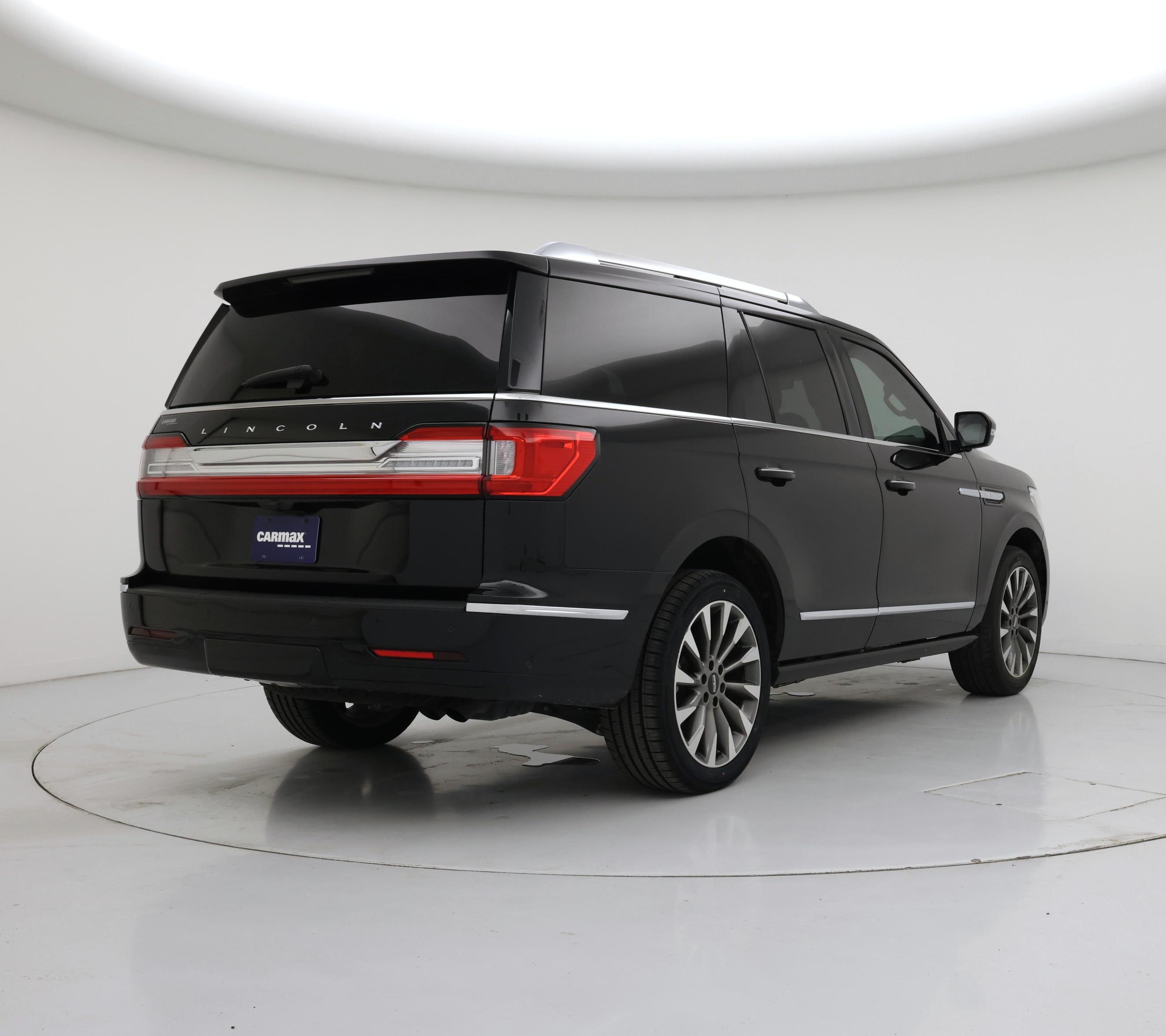 Thumbnail: 2021 Lincoln Navigator - 8