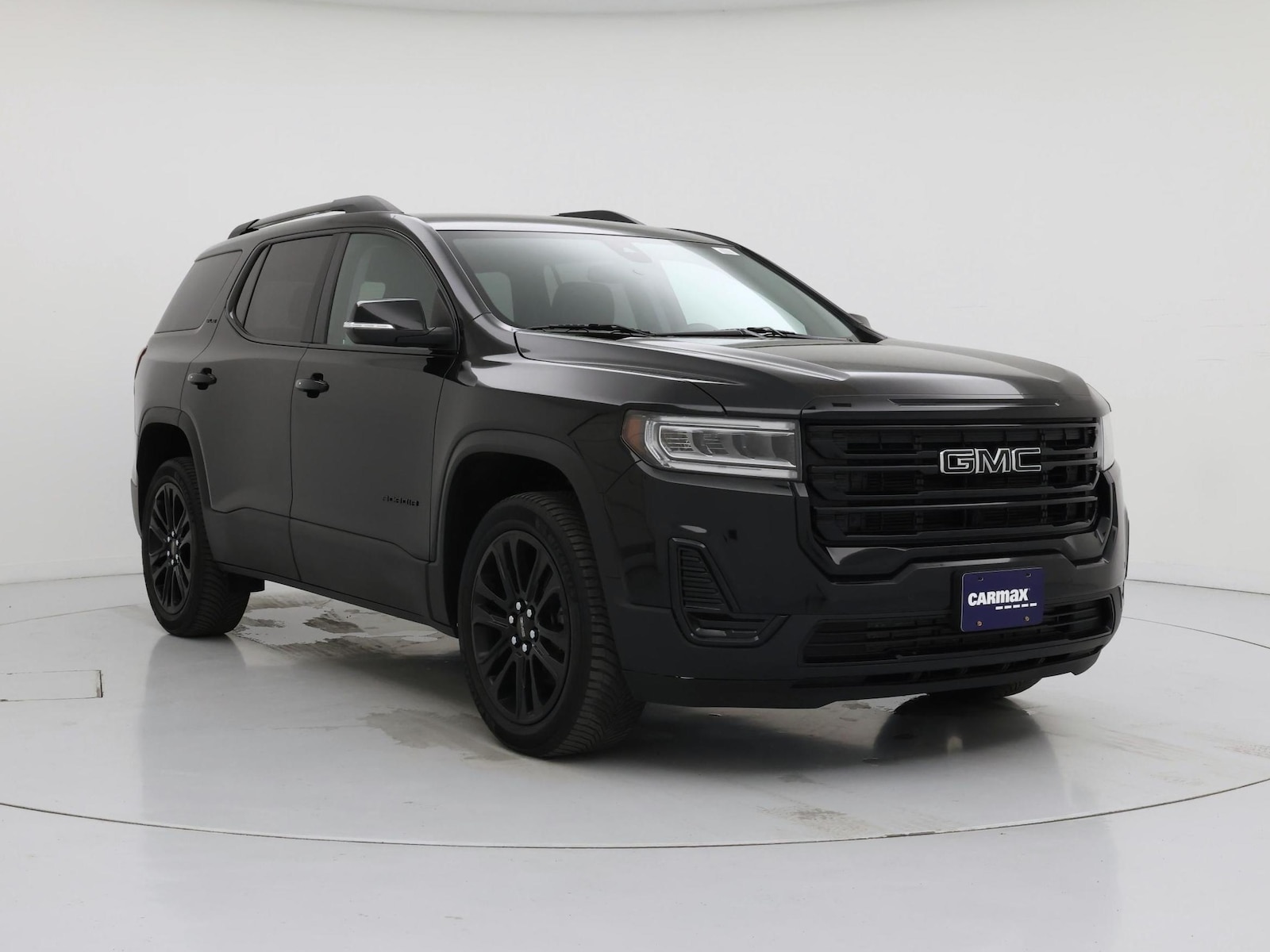 2022 GMC Acadia SLE - Photo 2
