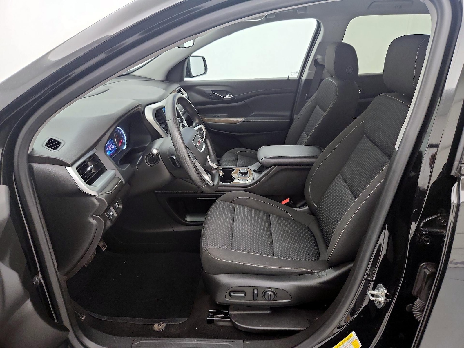 2022 GMC Acadia SLE - Photo 12