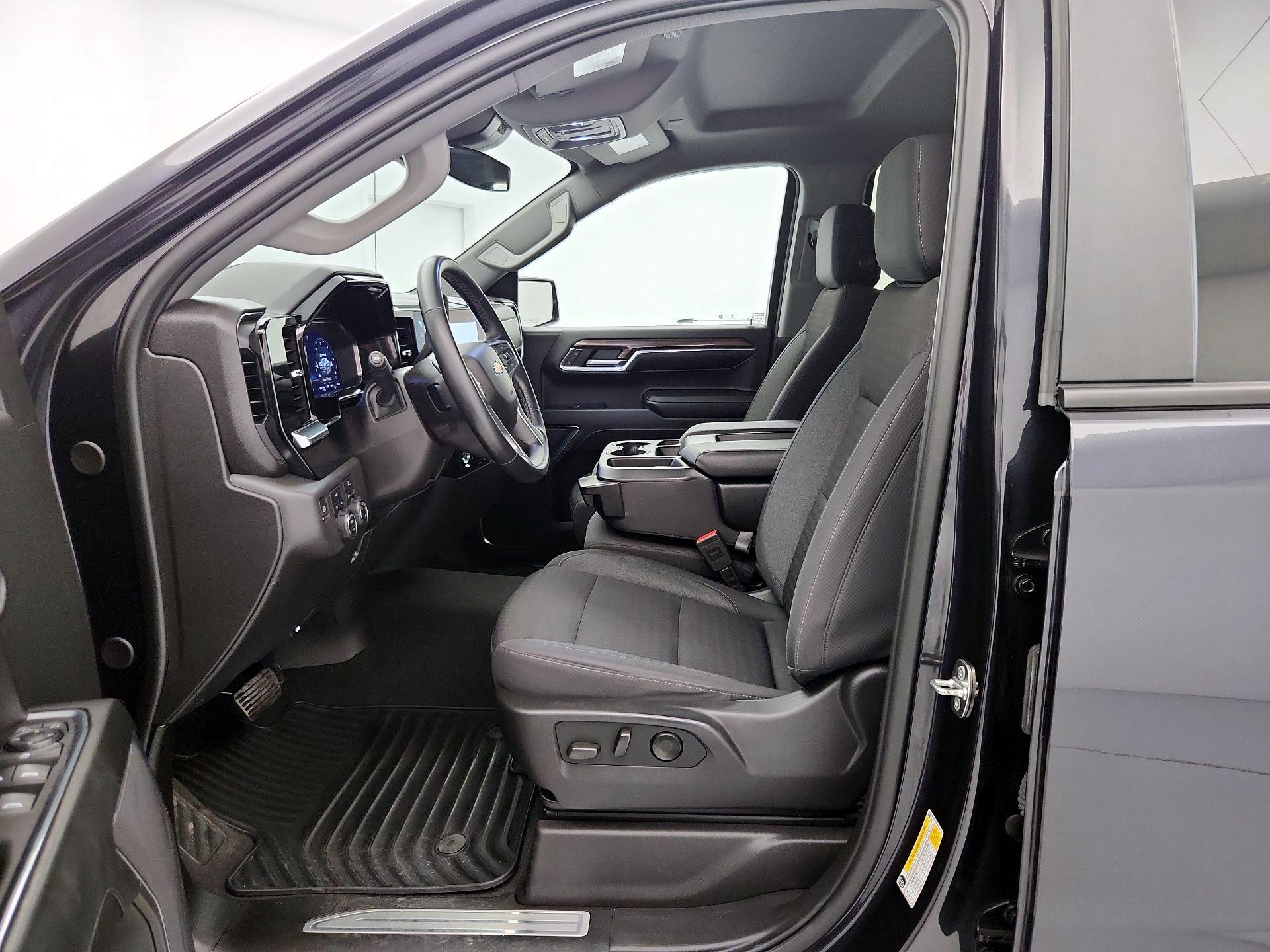Thumbnail: 2024 Chevrolet Silverado 1500 - 11