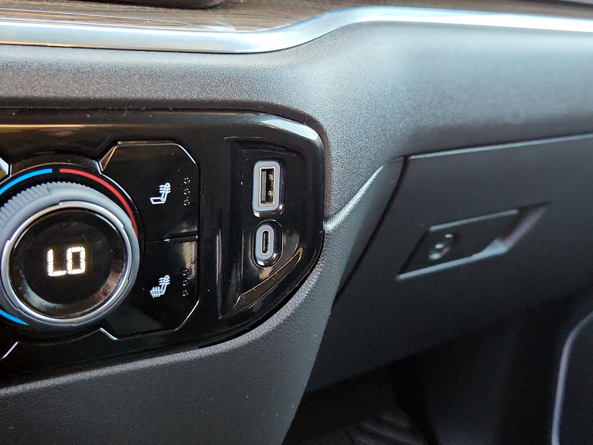 Thumbnail: 2024 Chevrolet Silverado 1500 - 19