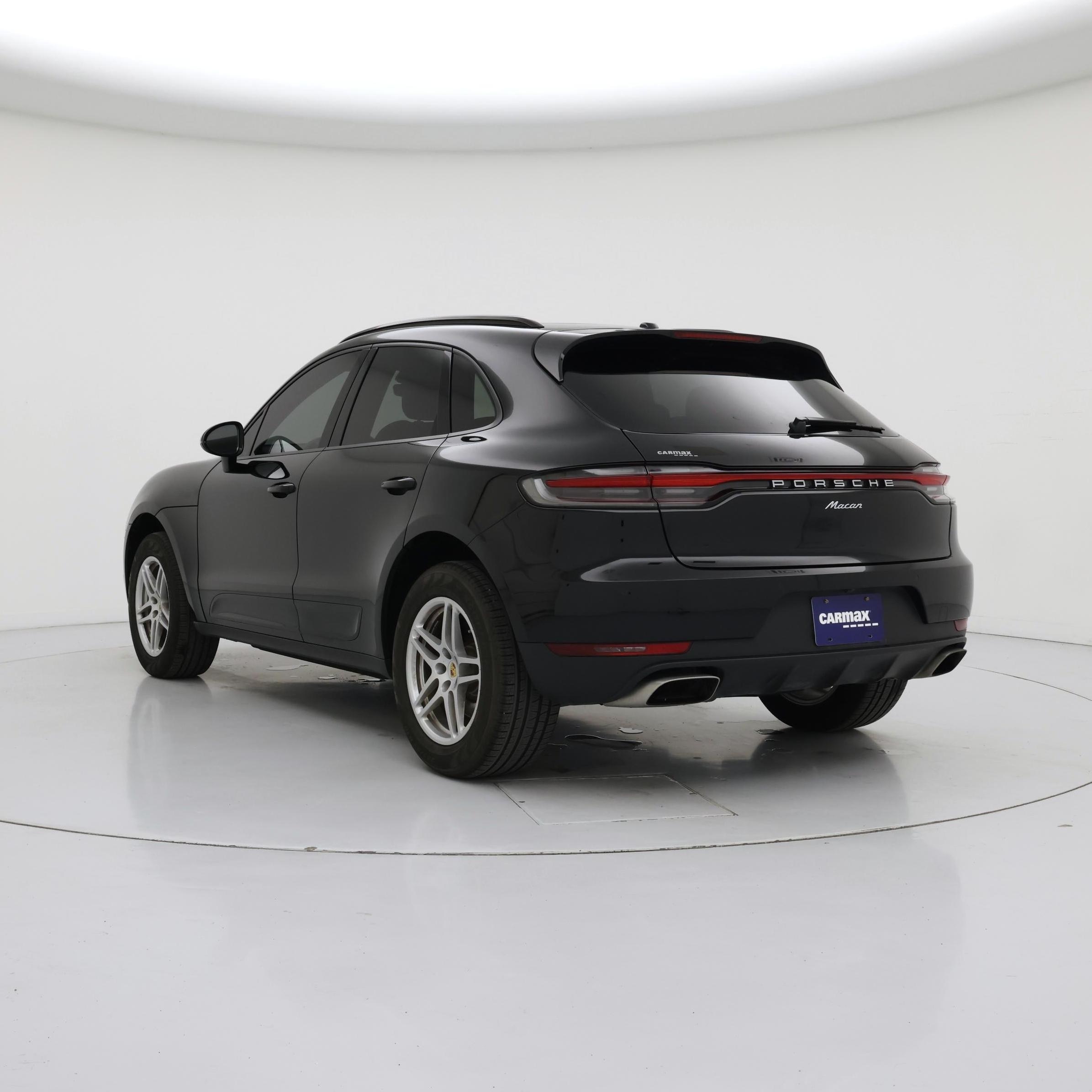 Thumbnail: 2021 Porsche Macan - 2
