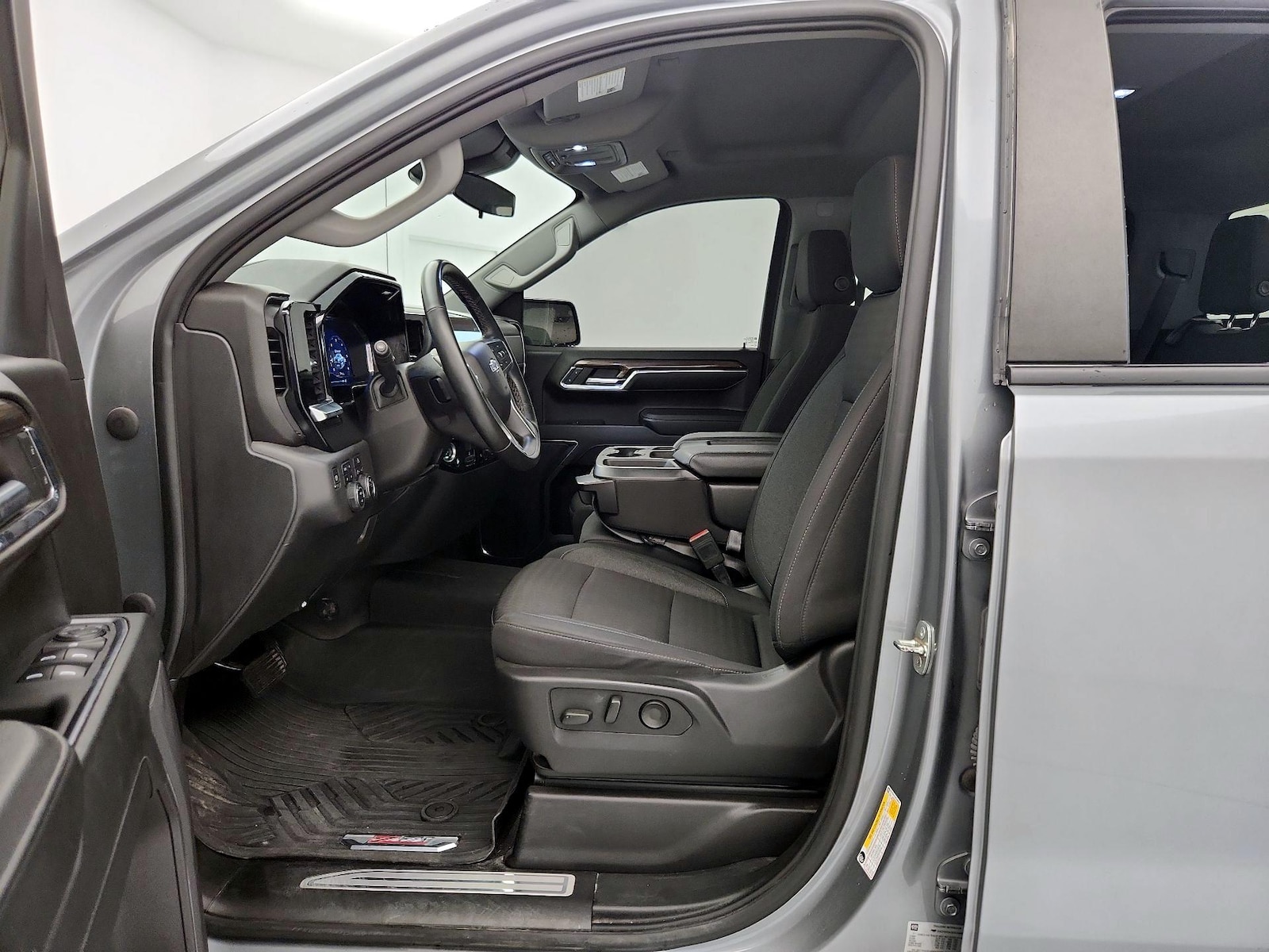 2023 Chevrolet Silverado 1500 LT Trail Boss - Photo 12