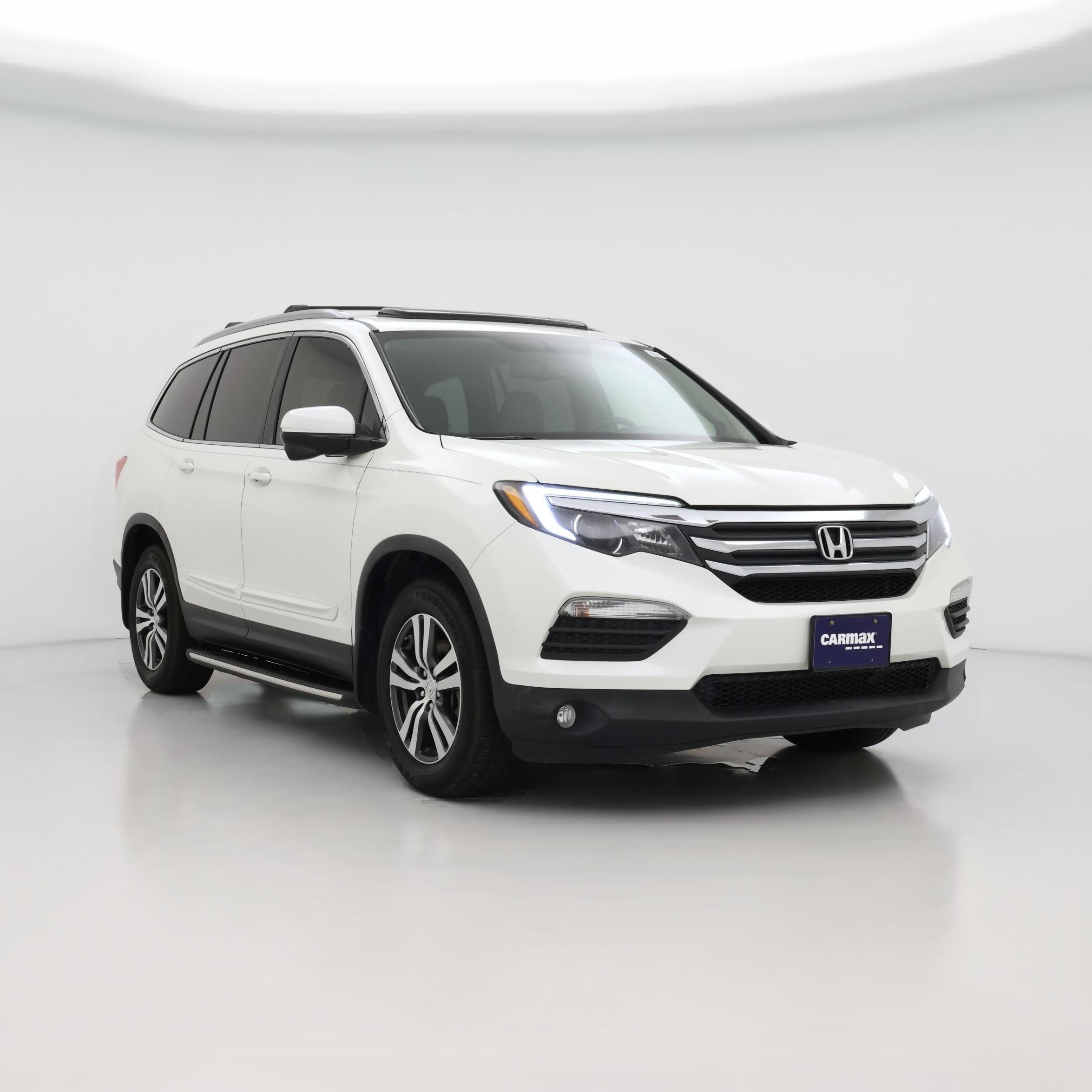 Thumbnail: 2017 Honda Pilot - 1