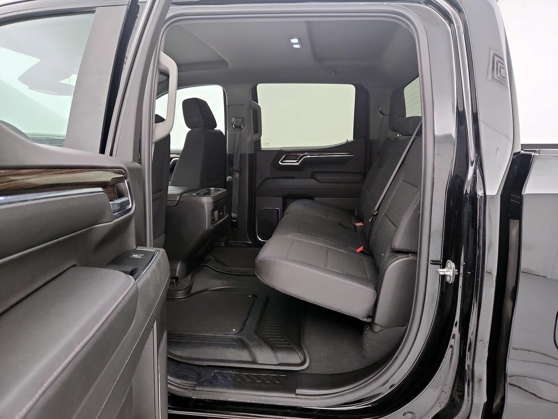 Thumbnail: 2024 Chevrolet Silverado 1500 - 19