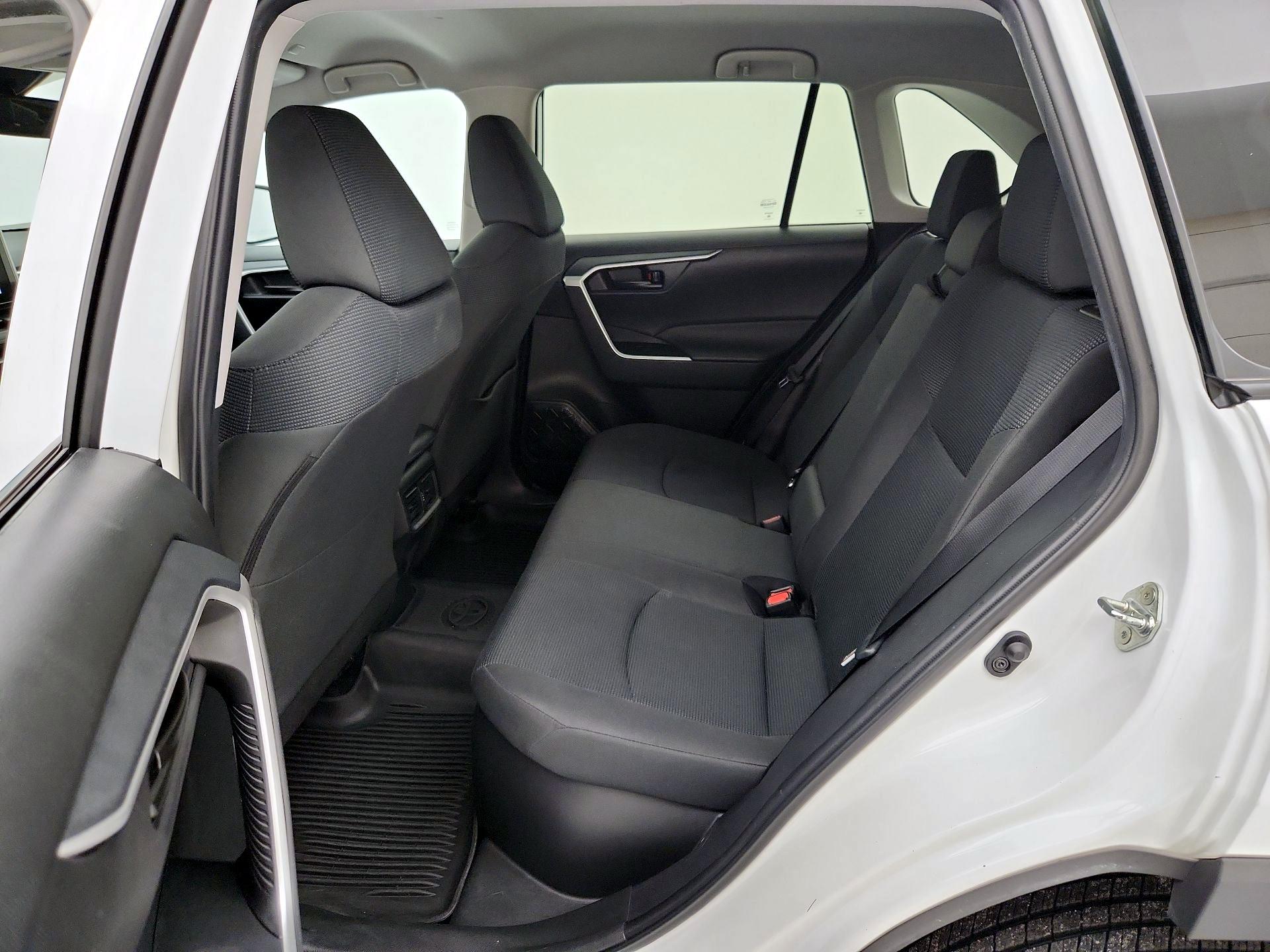 Thumbnail: 2024 Toyota RAV4 - 19