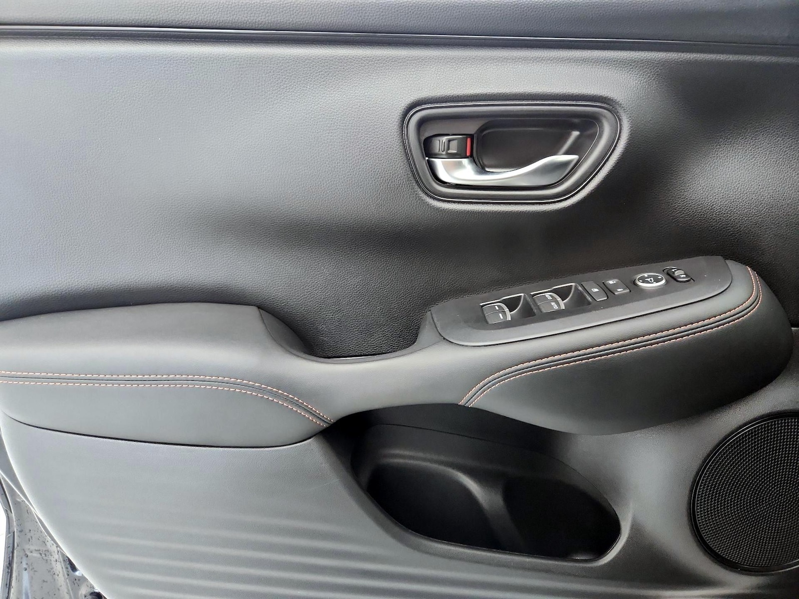 2025 Honda HR-V Sport - Photo 13