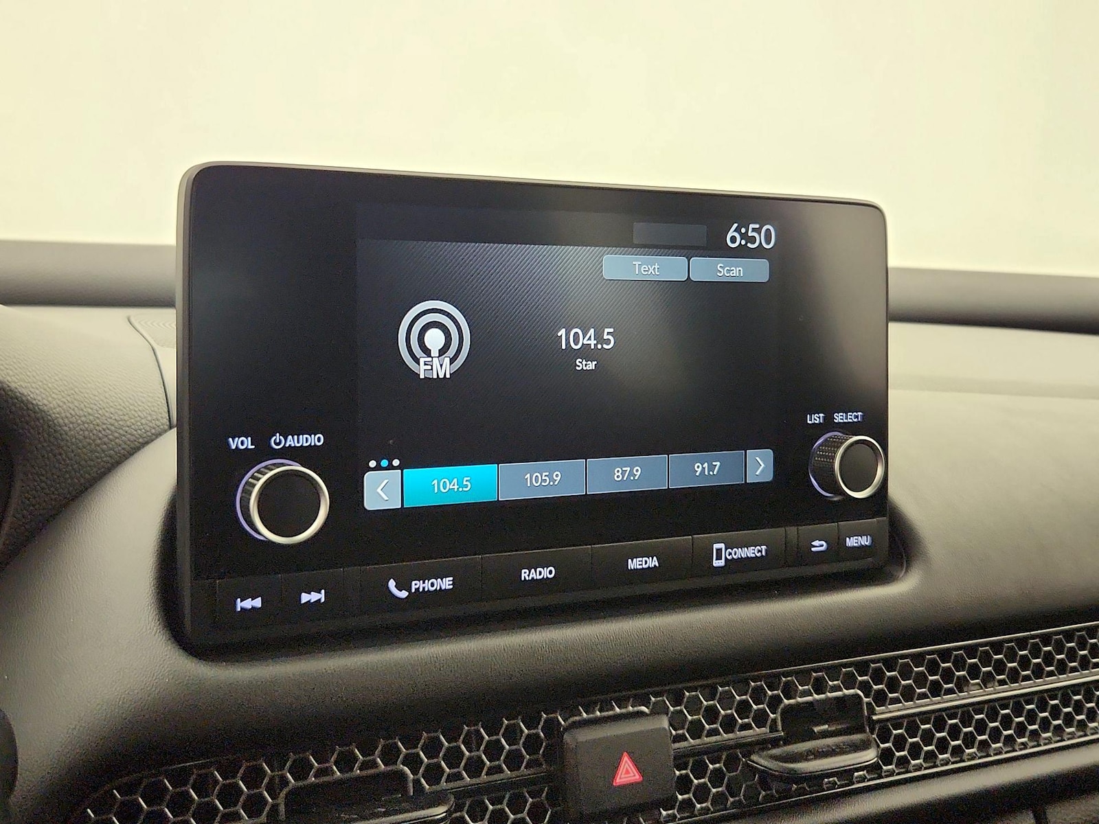 2025 Honda HR-V Sport - Photo 16