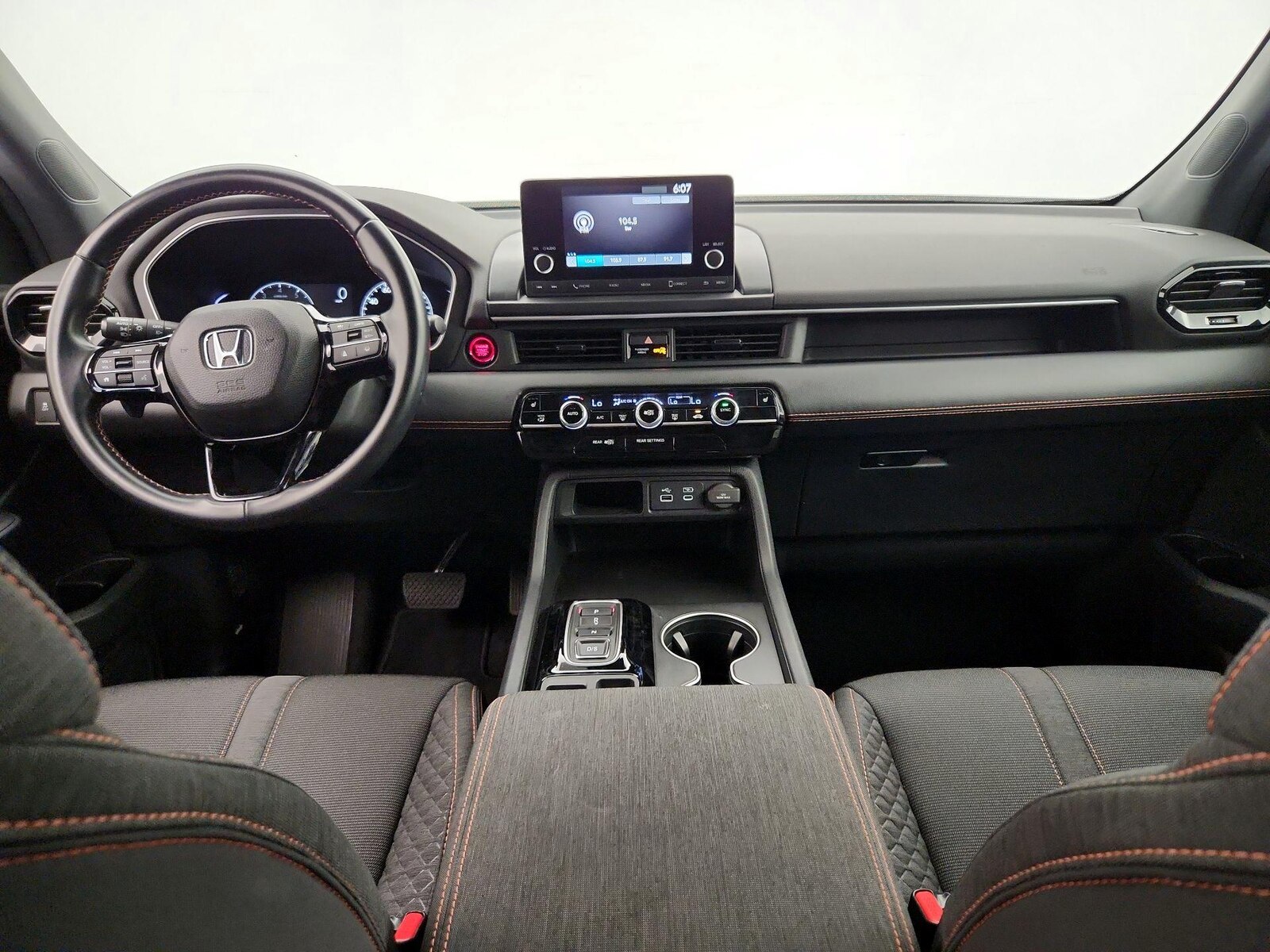 Apple CarPlay® & Android Auto™