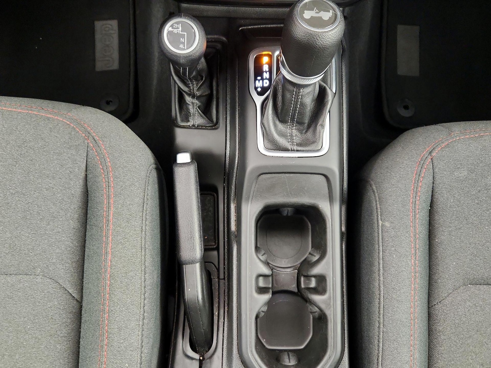2025 Jeep Wrangler 4-Door Rubicon - Photo 18