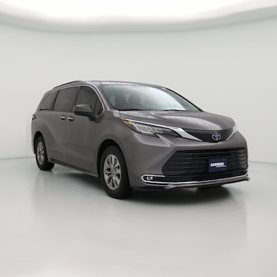 2022 Toyota Sienna Hybrid XLE
