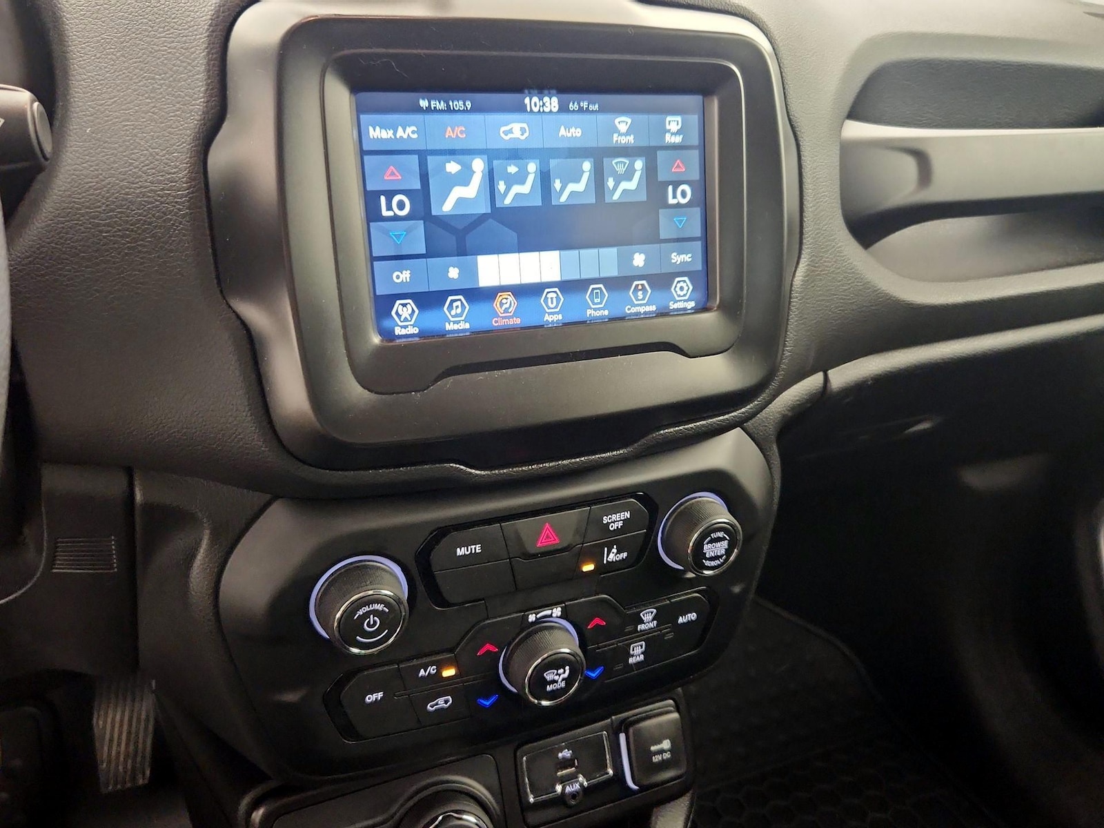 2021 Jeep Renegade Sport - Photo 17