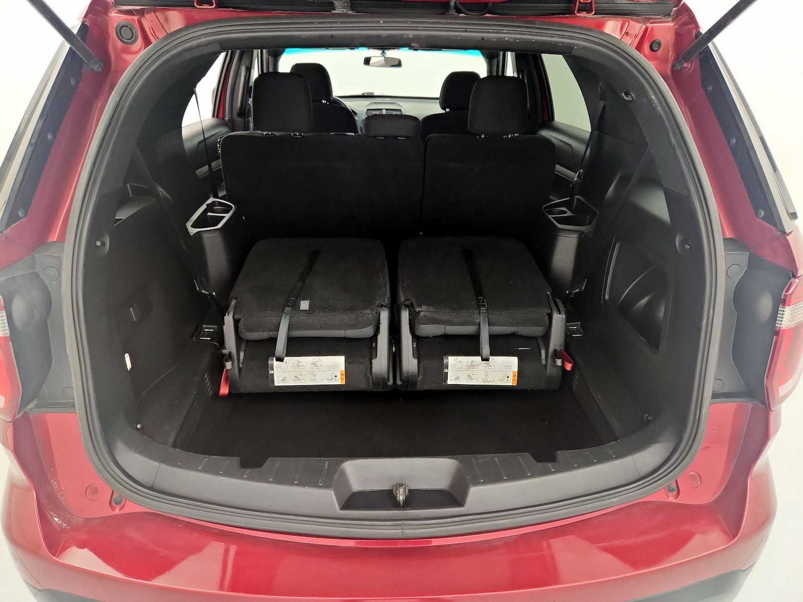 2017 Ford Explorer XLT - Photo 23