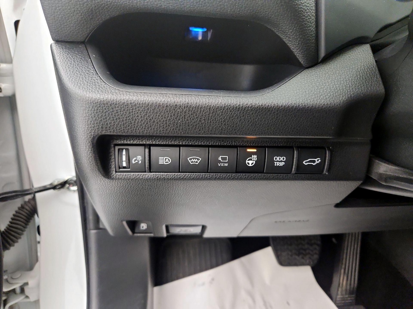2024 Toyota RAV4 XSE - Photo 14
