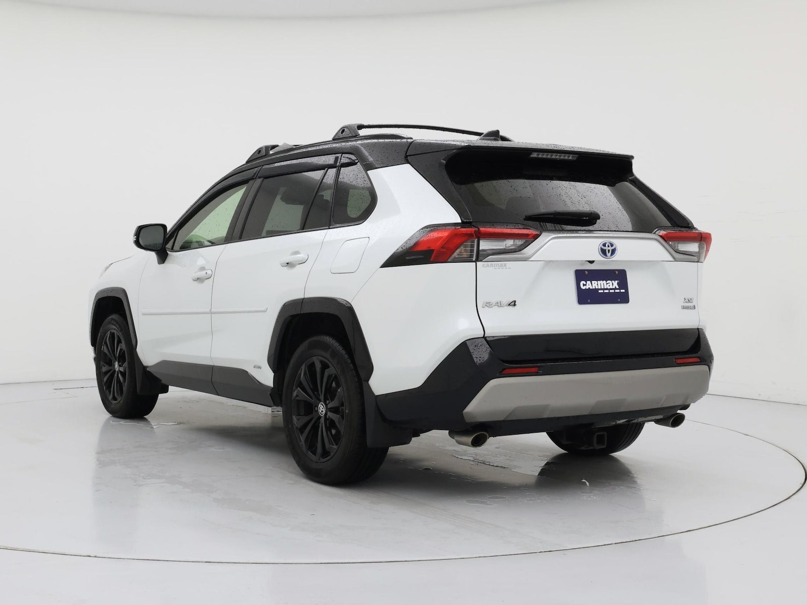 2024 Toyota RAV4 XSE - Photo 3