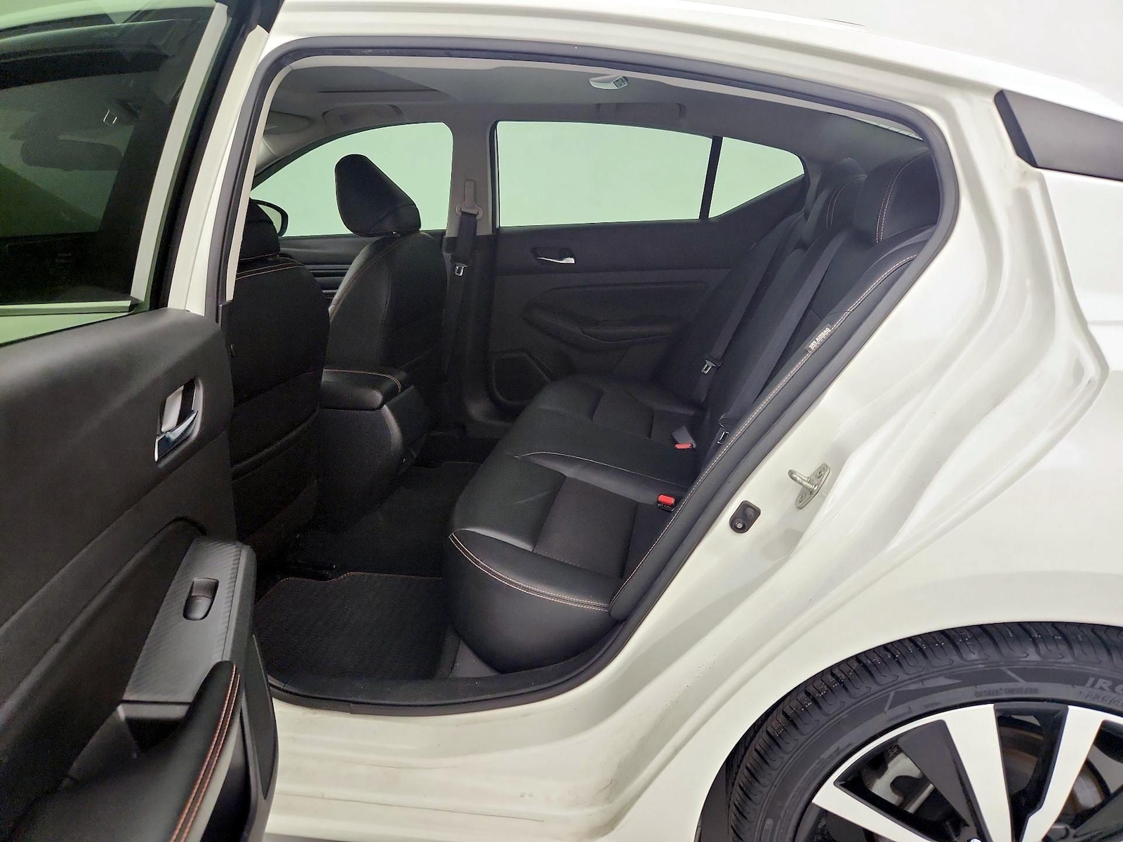 2021 Nissan Altima SR - Photo 21