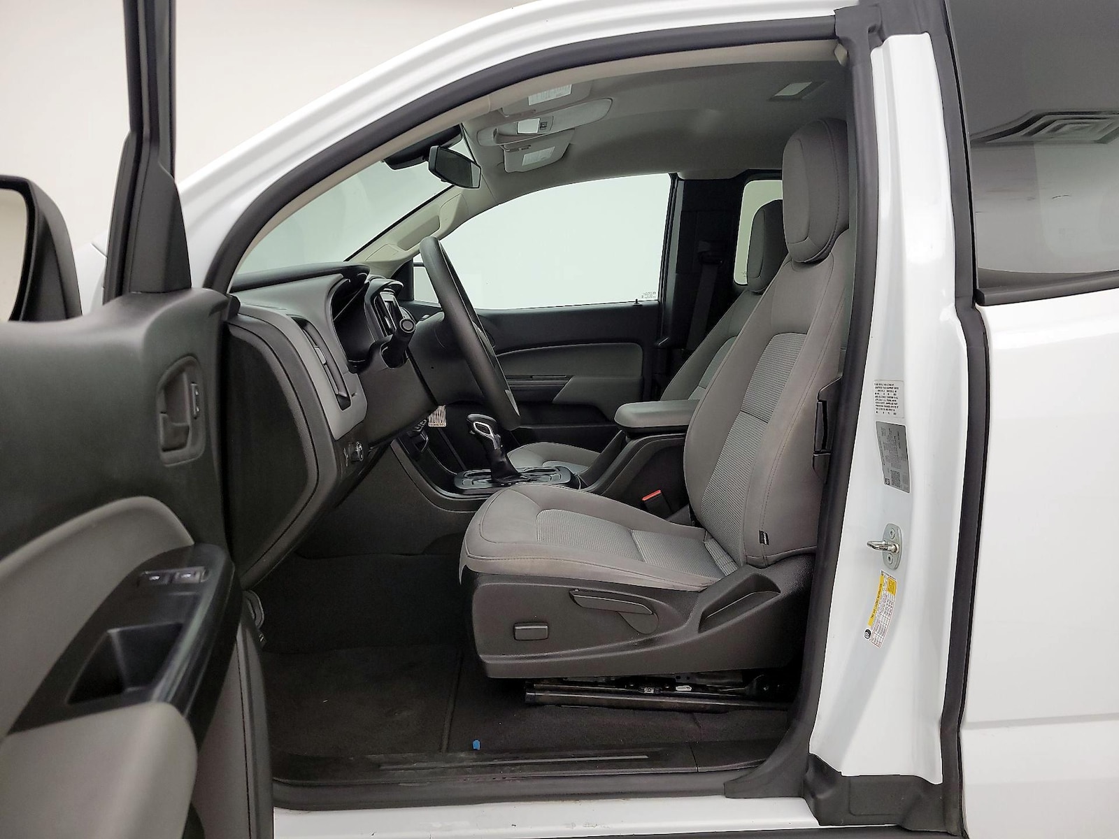Power Seat(s) & Side Airbags