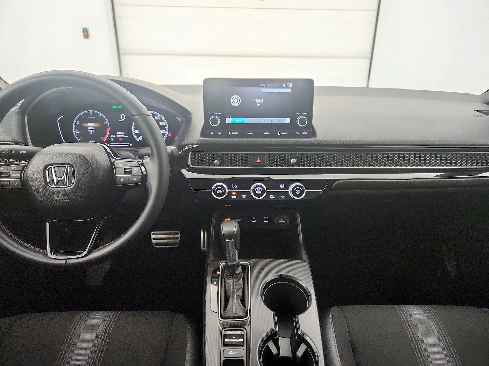 Apple CarPlay® & Android Auto™