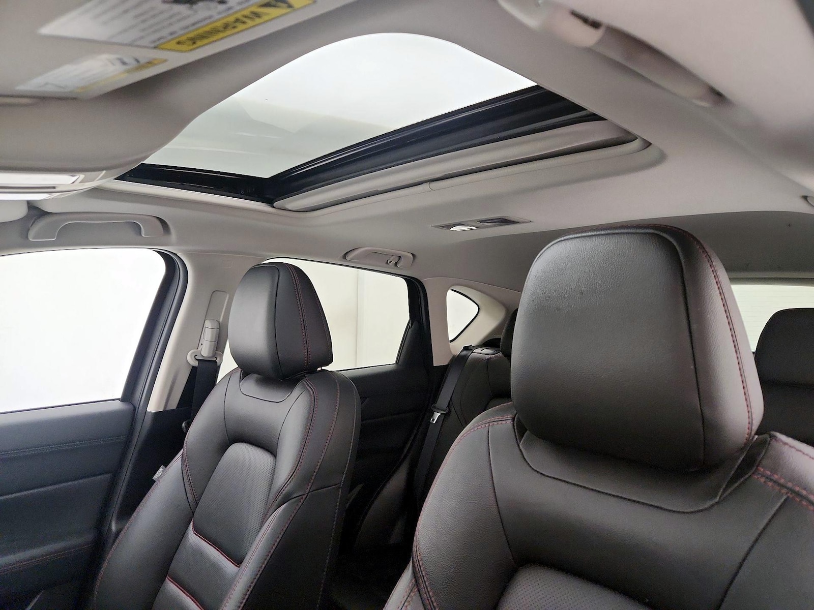 Sunroof(s) & Overhead Airbags