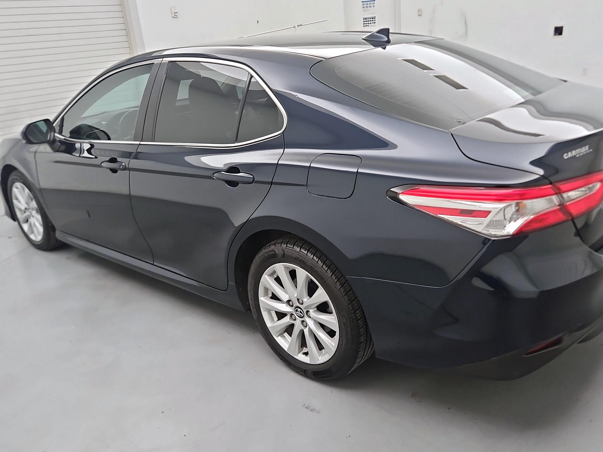 Thumbnail: 2020 Toyota Camry - 7