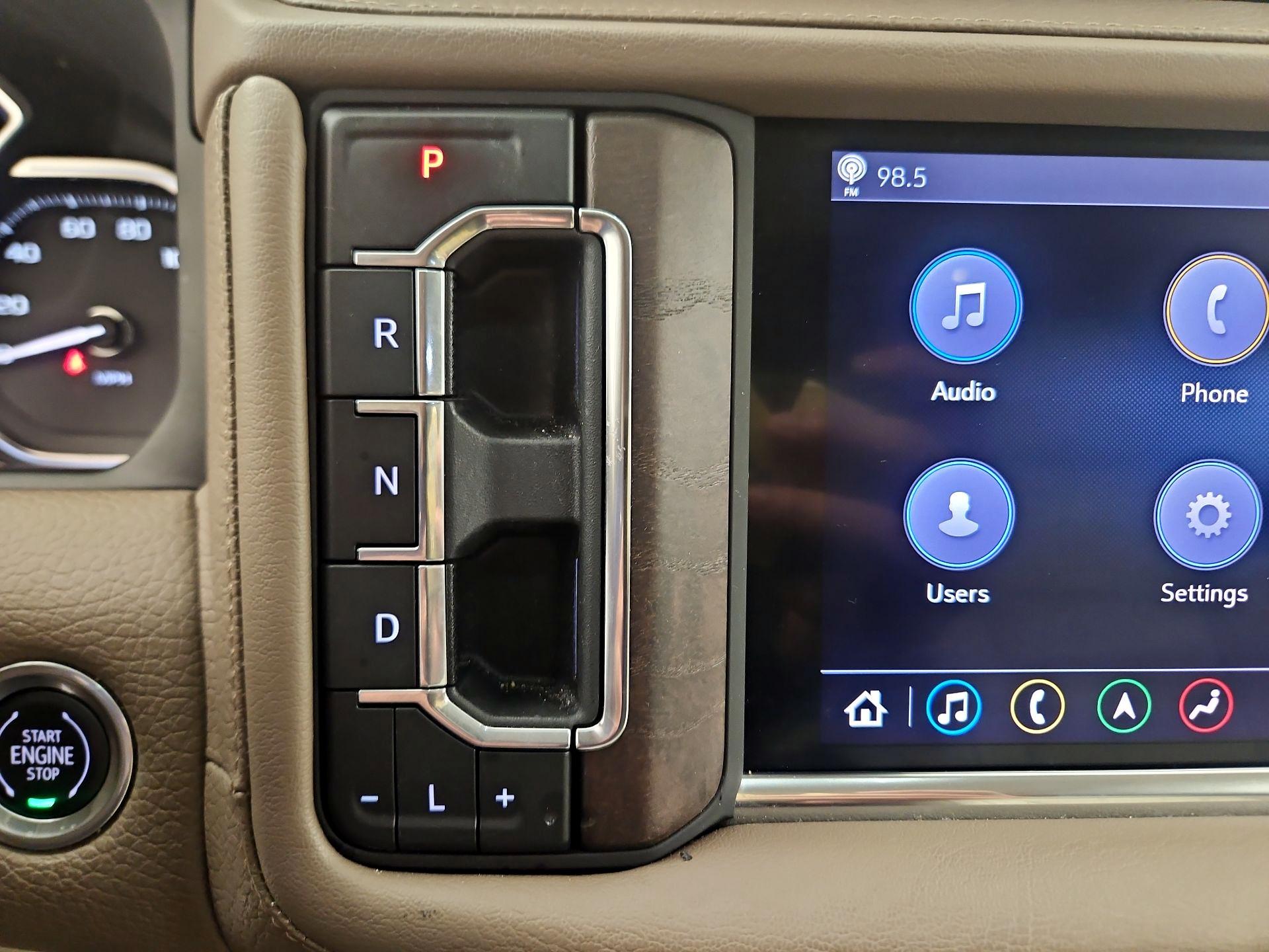 Thumbnail: 2021 GMC Yukon XL - 17