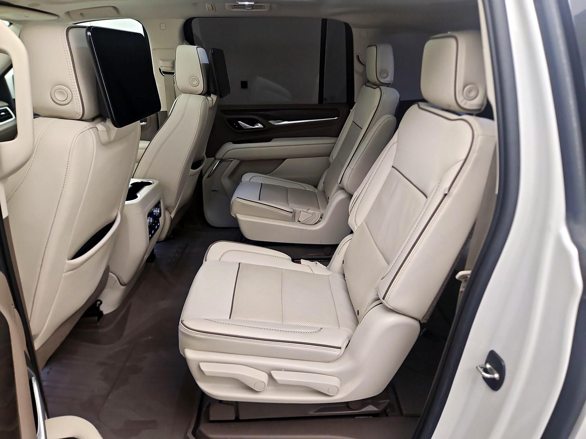 Thumbnail: 2021 GMC Yukon XL - 19