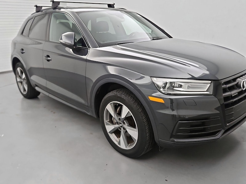 2020 Audi Q5 Titanium Premium