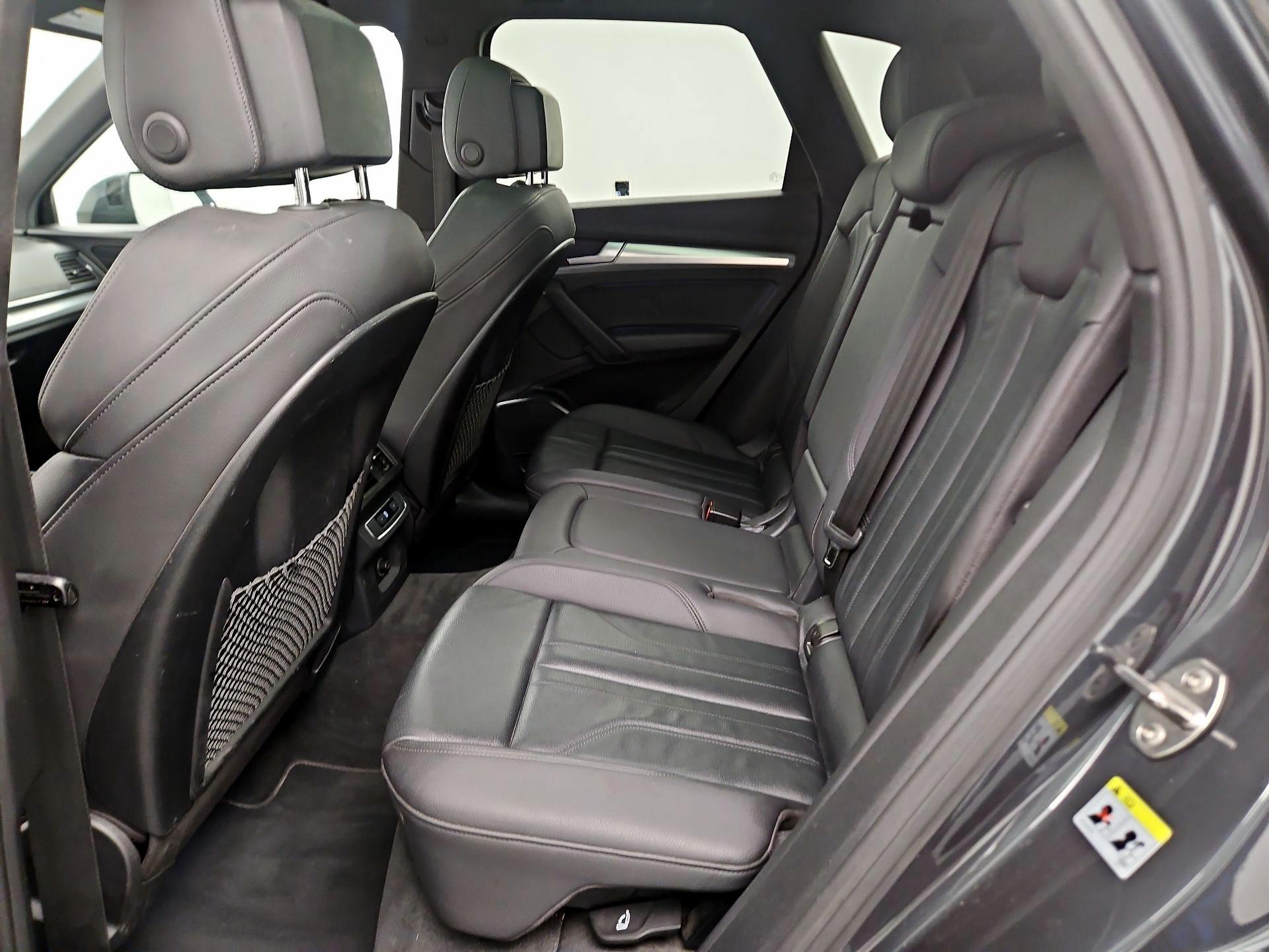 Thumbnail: 2020 Audi Q5 - 18