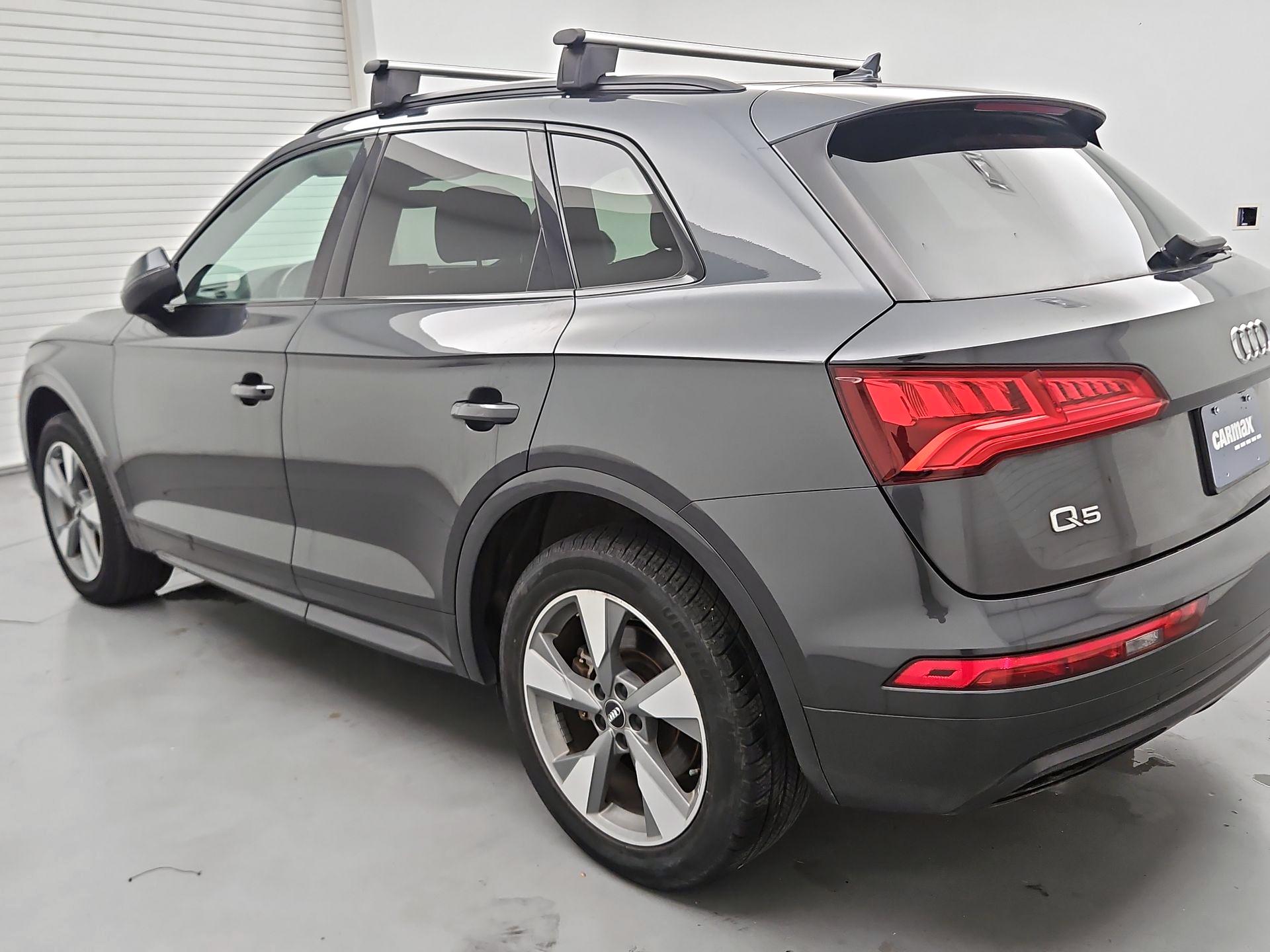 Thumbnail: 2020 Audi Q5 - 7