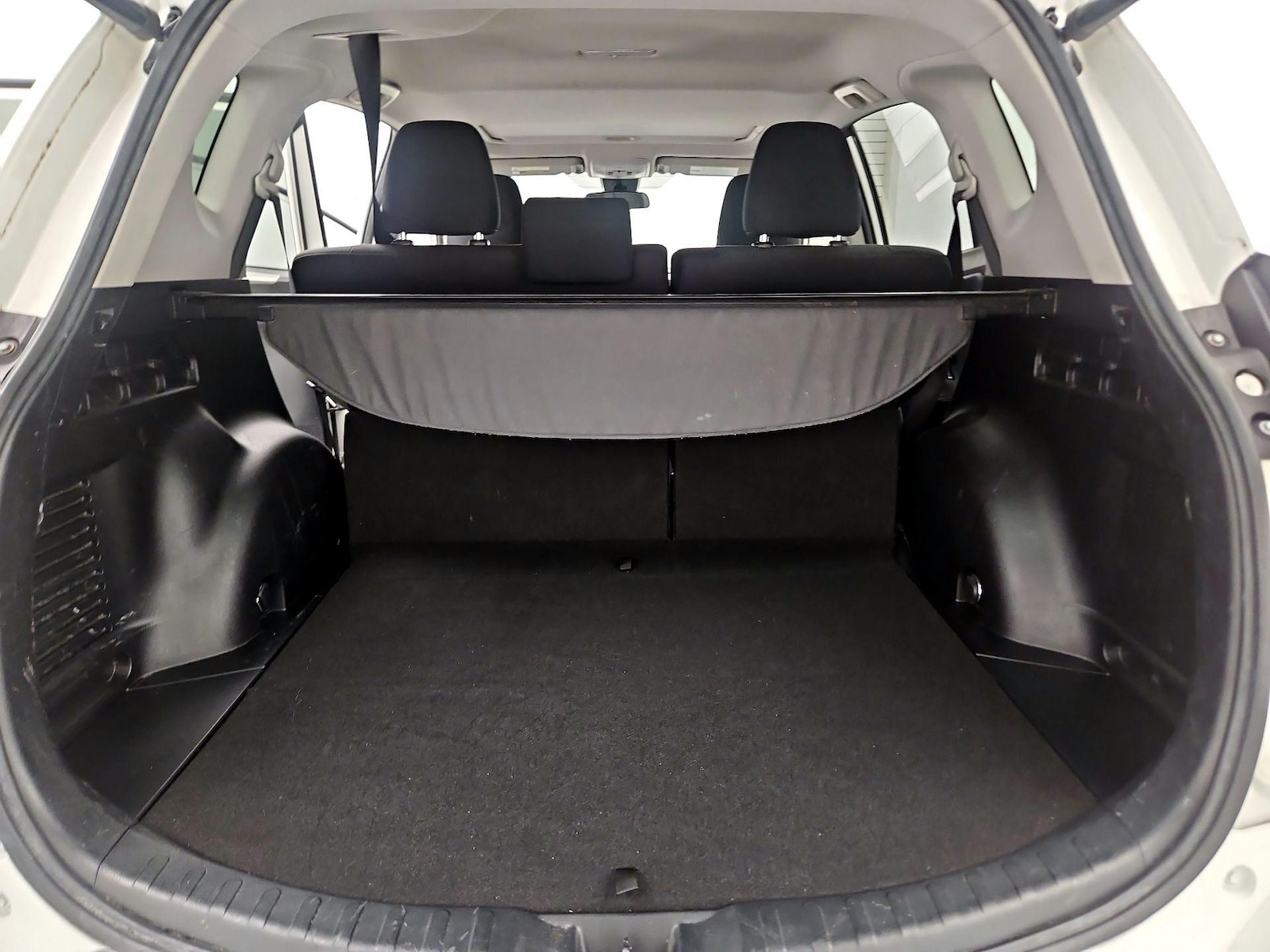 2018 Toyota RAV4 XLE - Photo 22