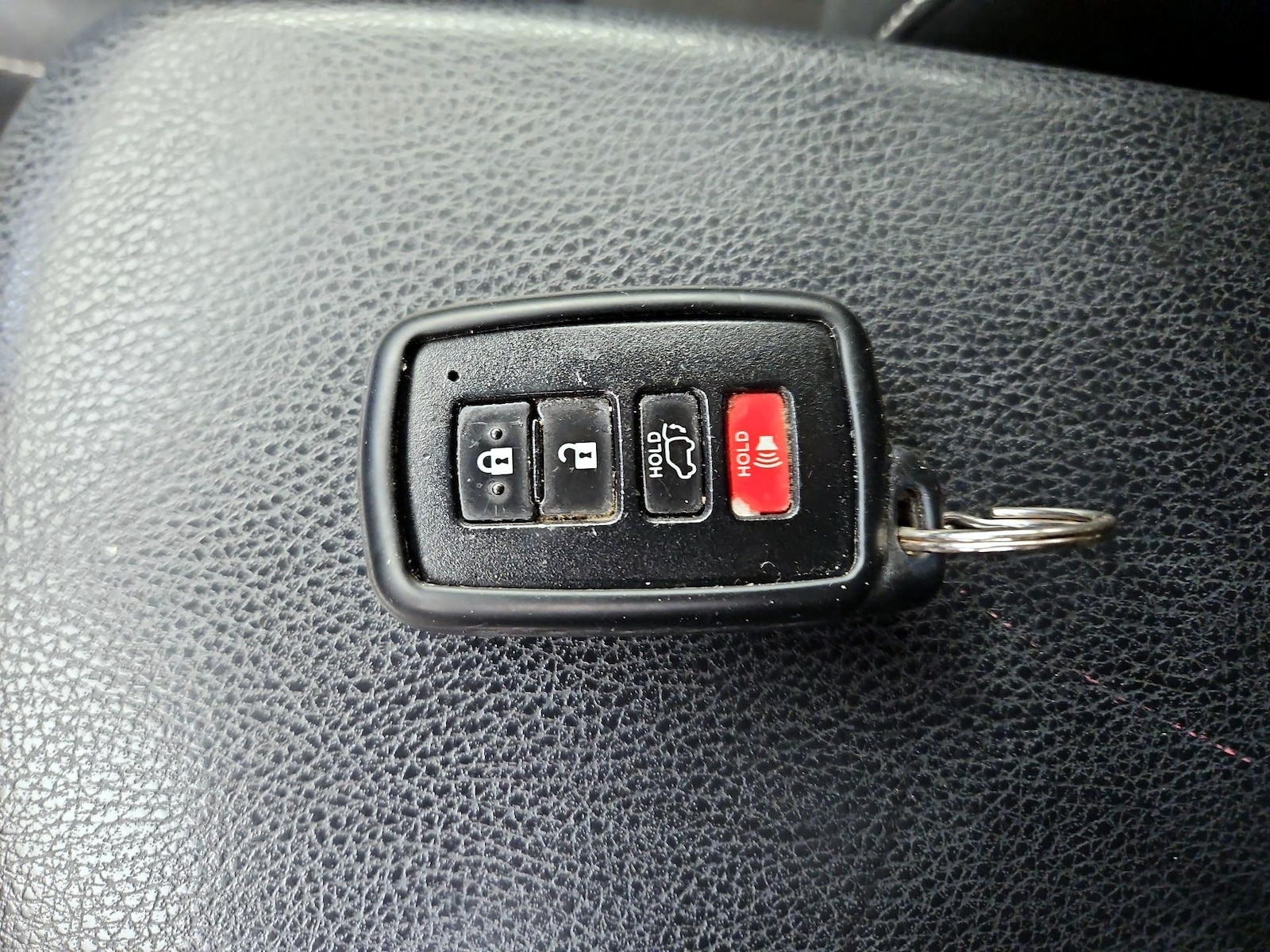 2018 Toyota RAV4 XLE - Photo 24
