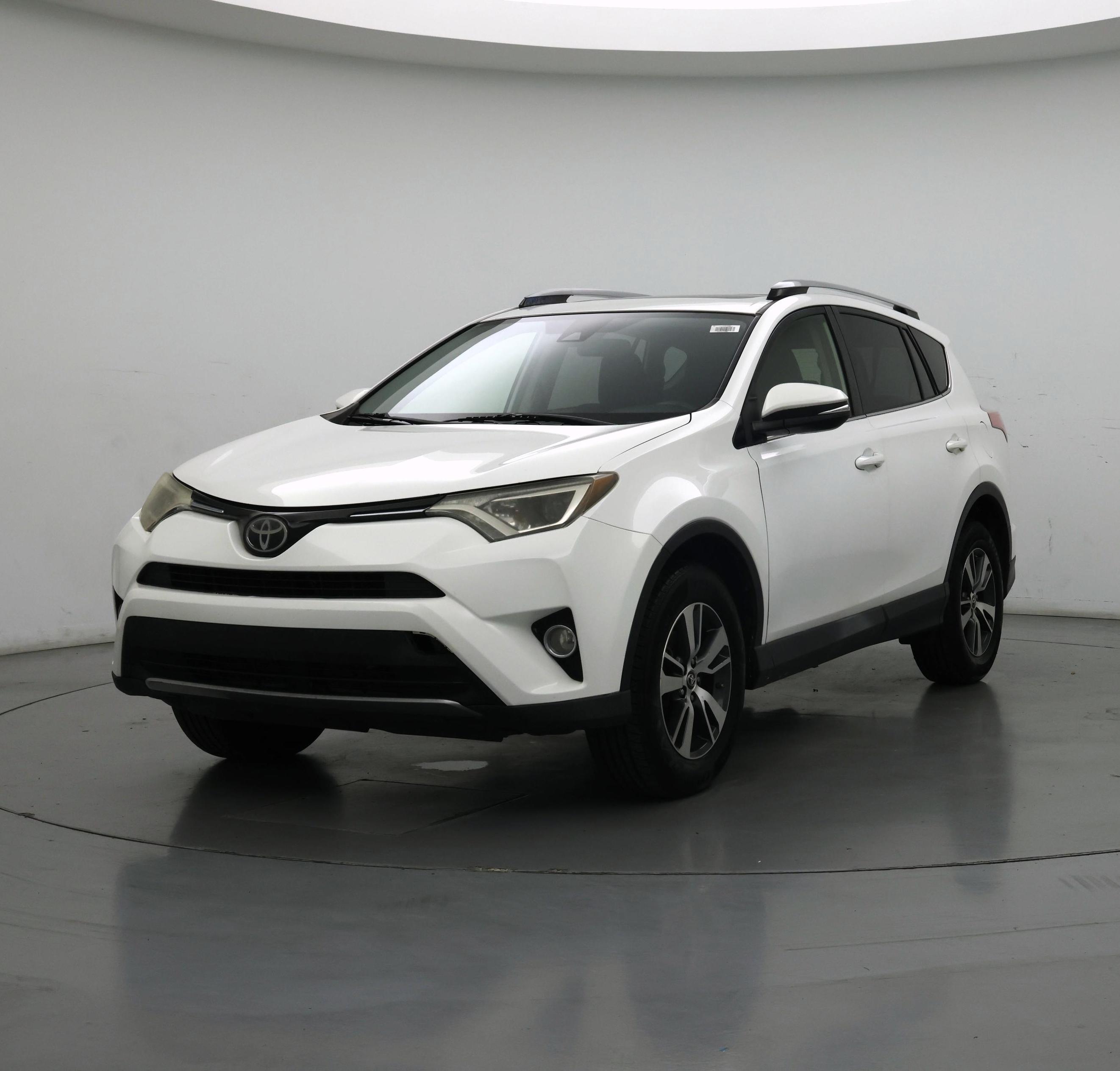Thumbnail: 2018 Toyota RAV4 - 4