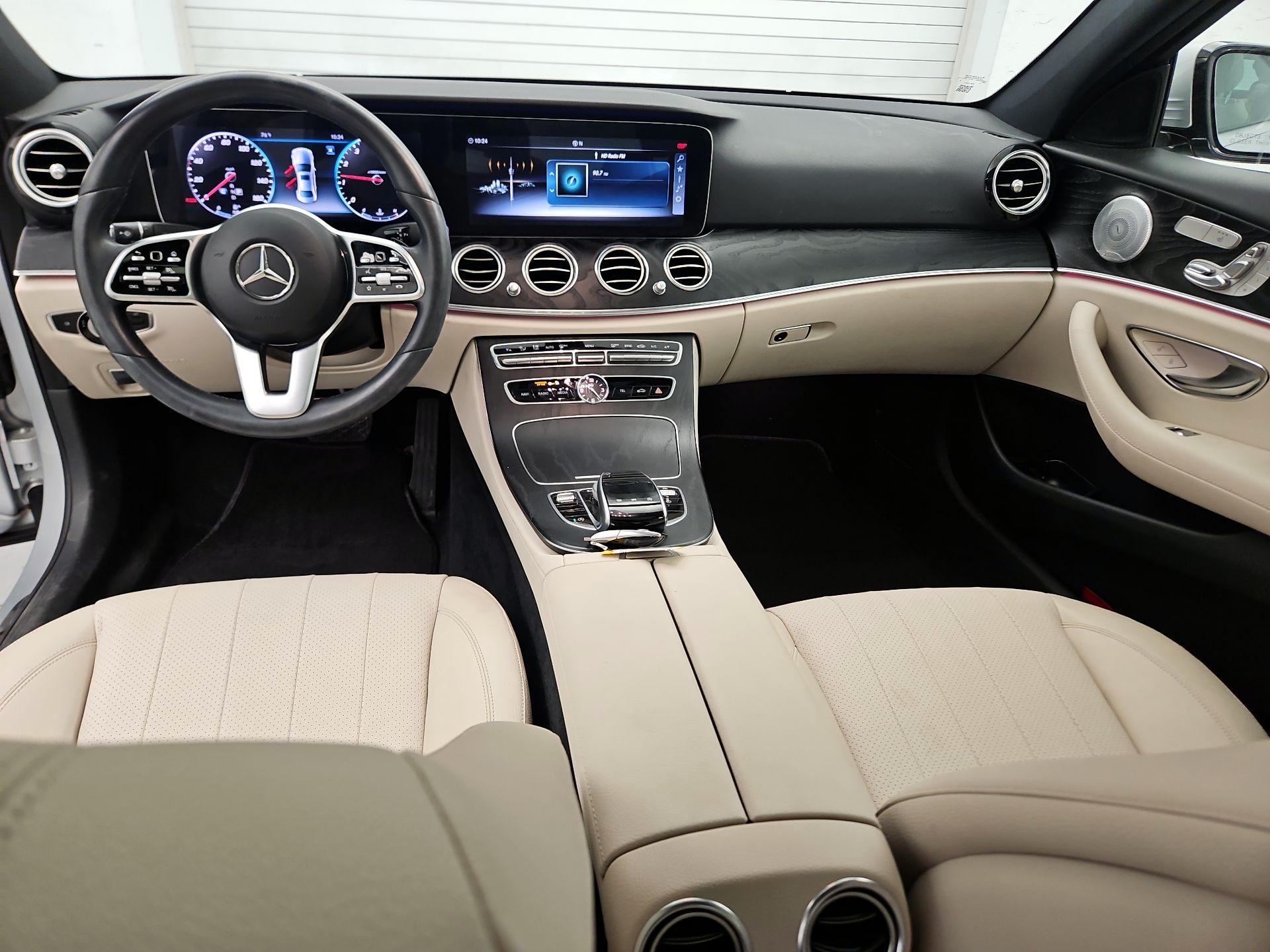 Thumbnail: 2020 Mercedes-Benz E-Class - 9