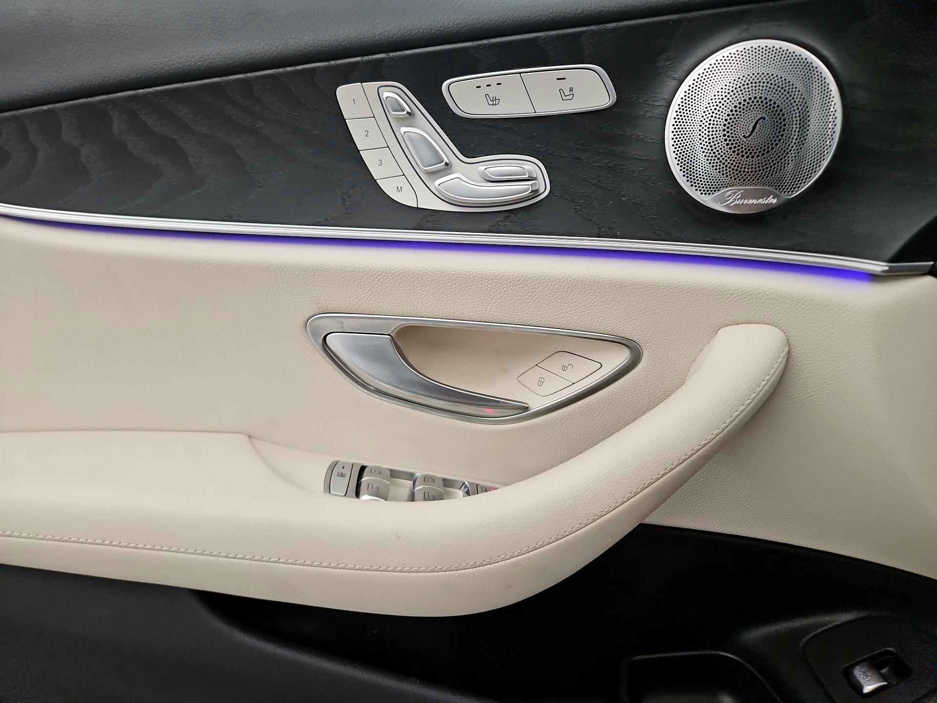 Thumbnail: 2020 Mercedes-Benz E-Class - 12