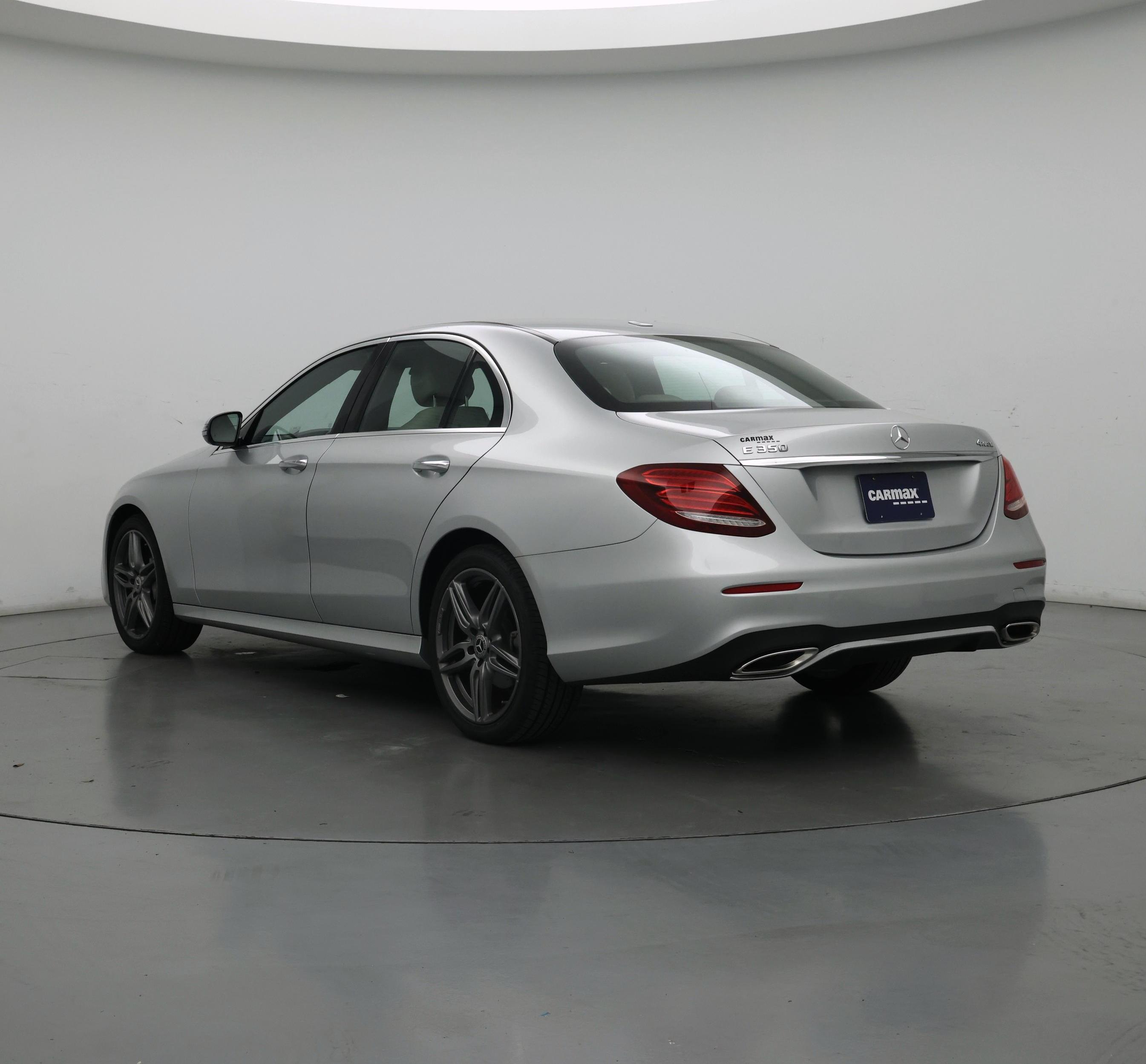 Thumbnail: 2020 Mercedes-Benz E-Class - 2