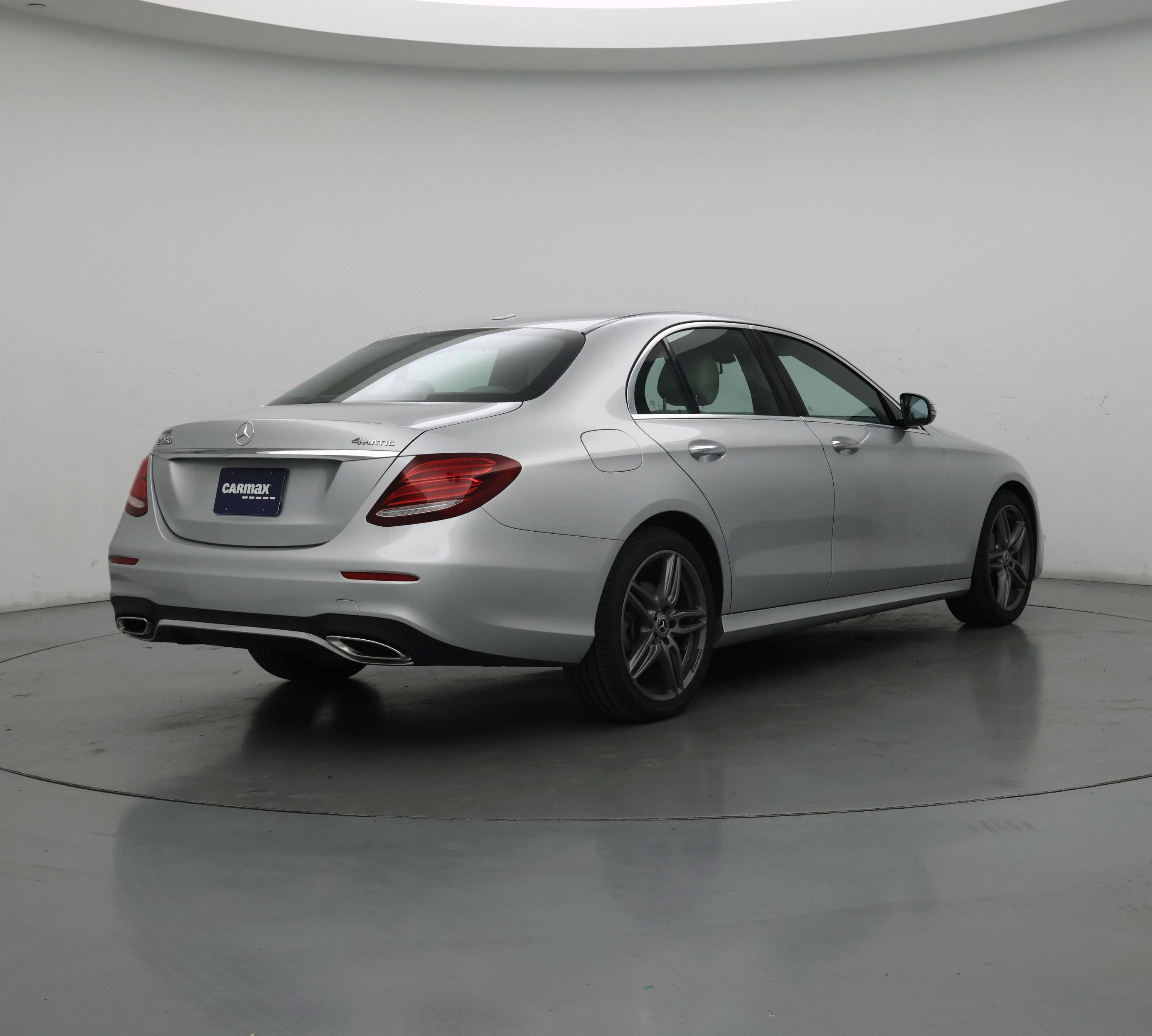 Thumbnail: 2020 Mercedes-Benz E-Class - 8