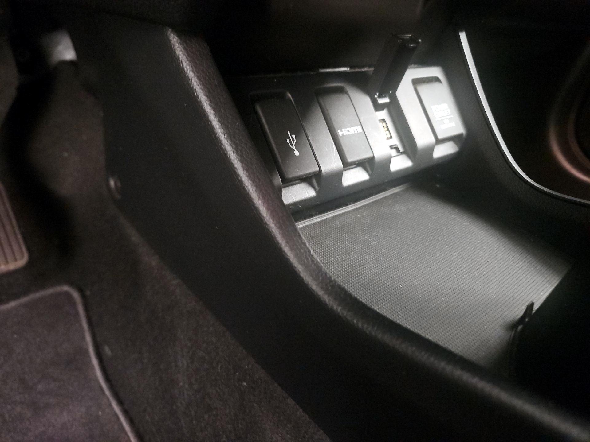 Thumbnail: 2016 Honda HR-V - 16