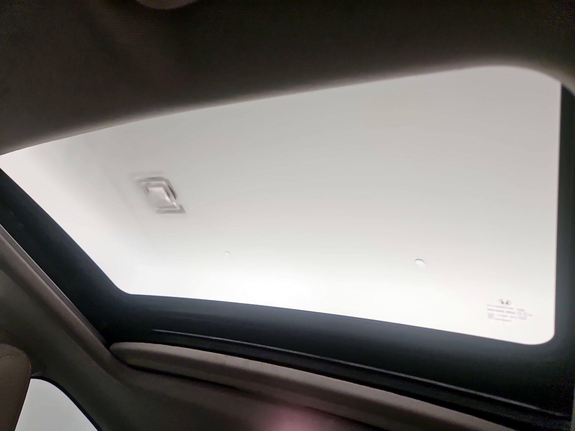 Thumbnail: 2016 Honda HR-V - 17