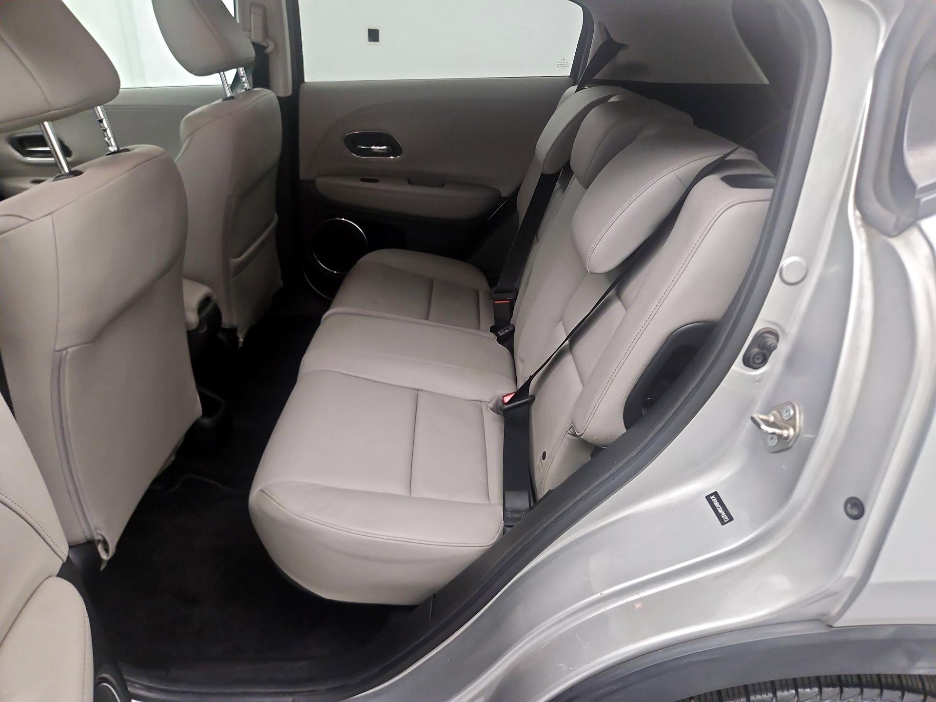 Thumbnail: 2016 Honda HR-V - 18