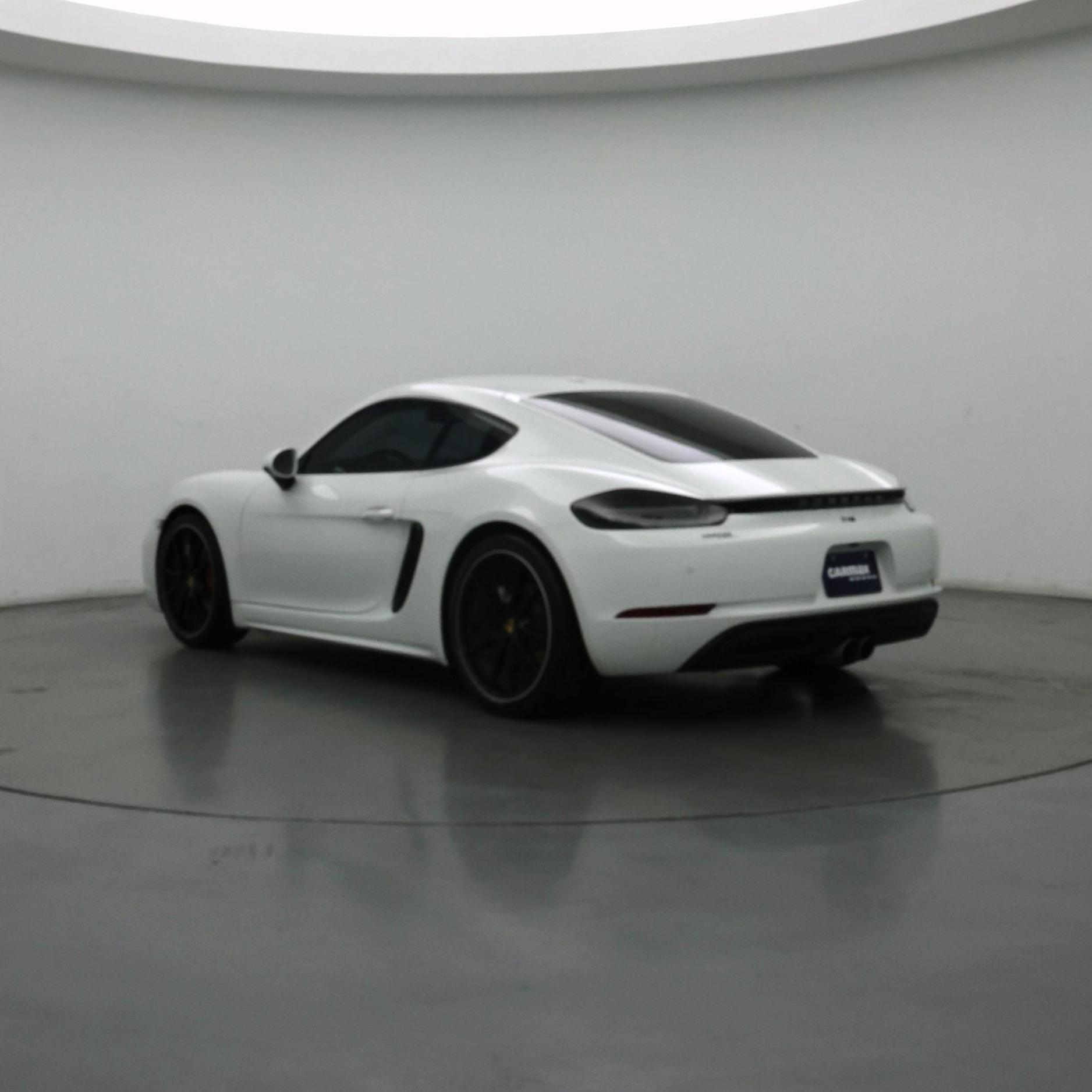 Thumbnail: 2017 Porsche 718 Cayman - 2