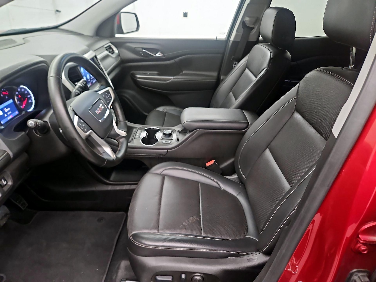 2023 GMC Acadia SLT - Photo 10
