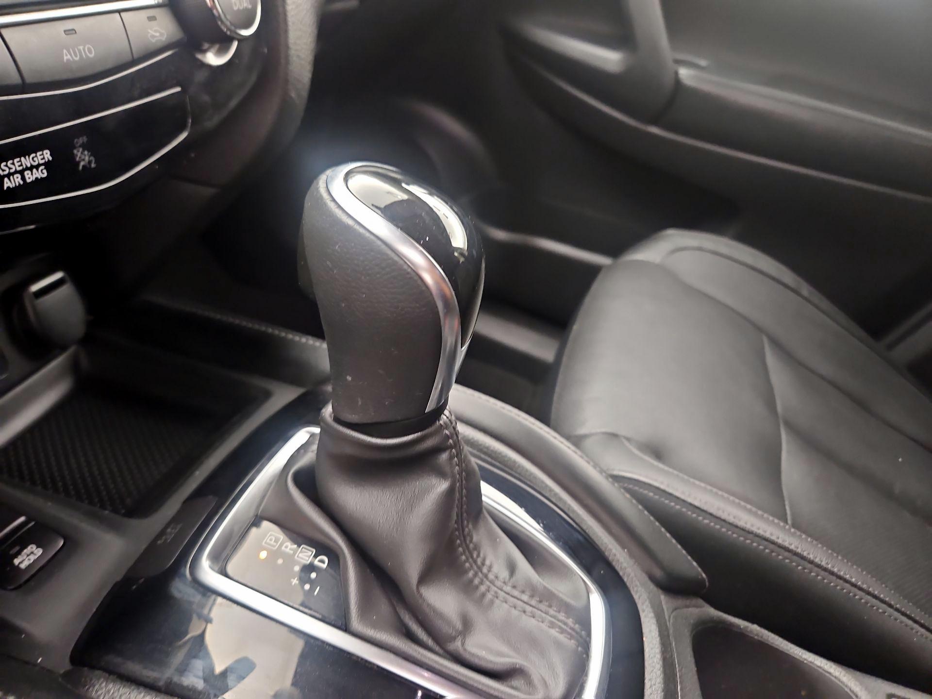 Thumbnail: 2020 Nissan Rogue - 15