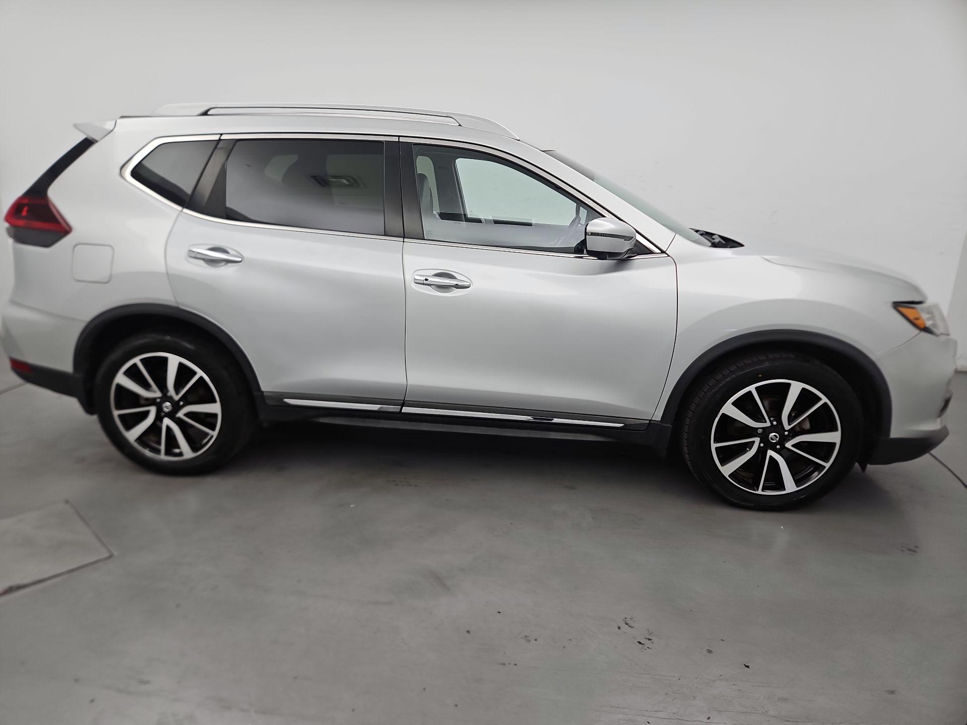 Thumbnail: 2020 Nissan Rogue - 4
