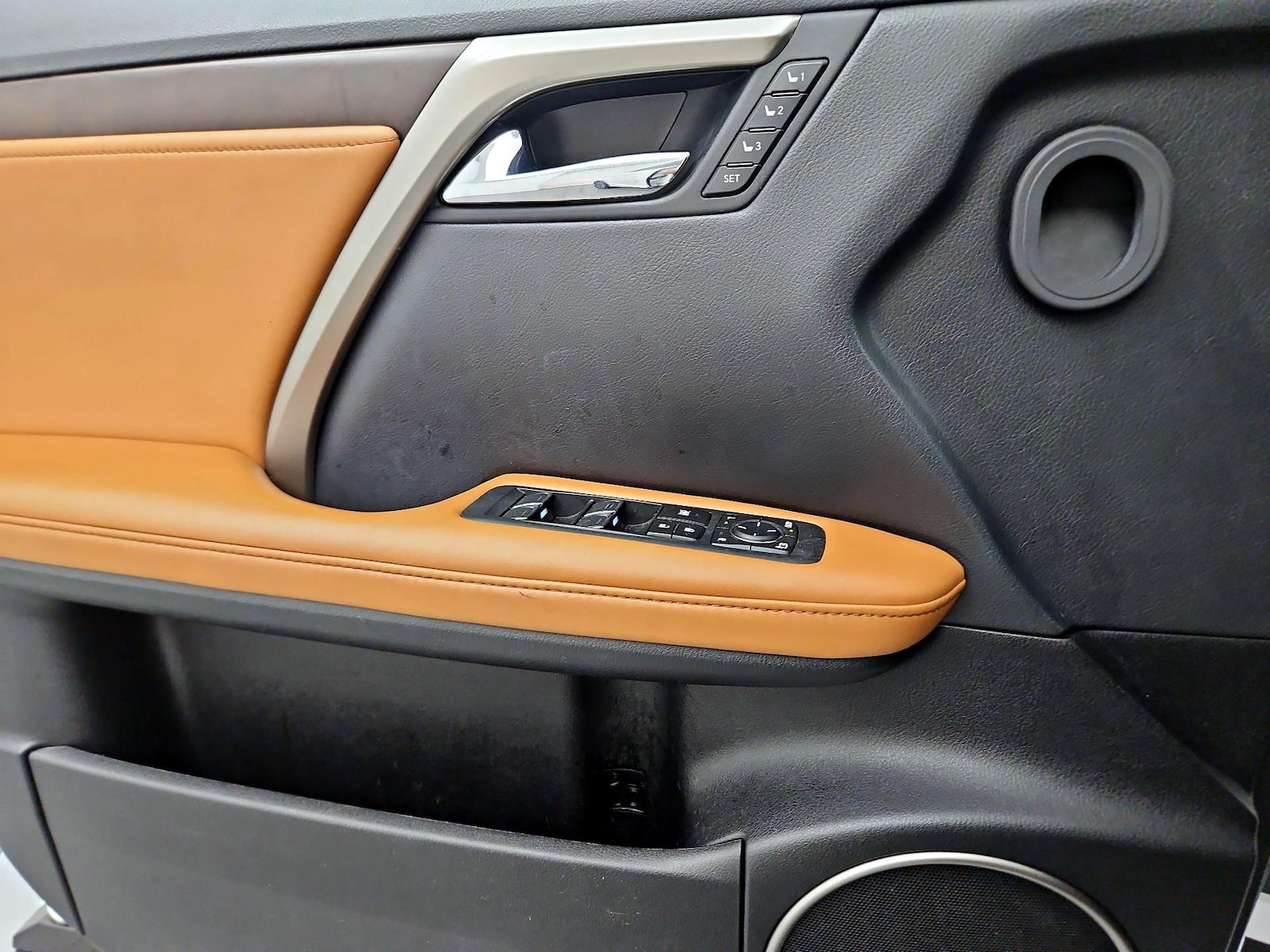 2021 Lexus RX 350 - Photo 13